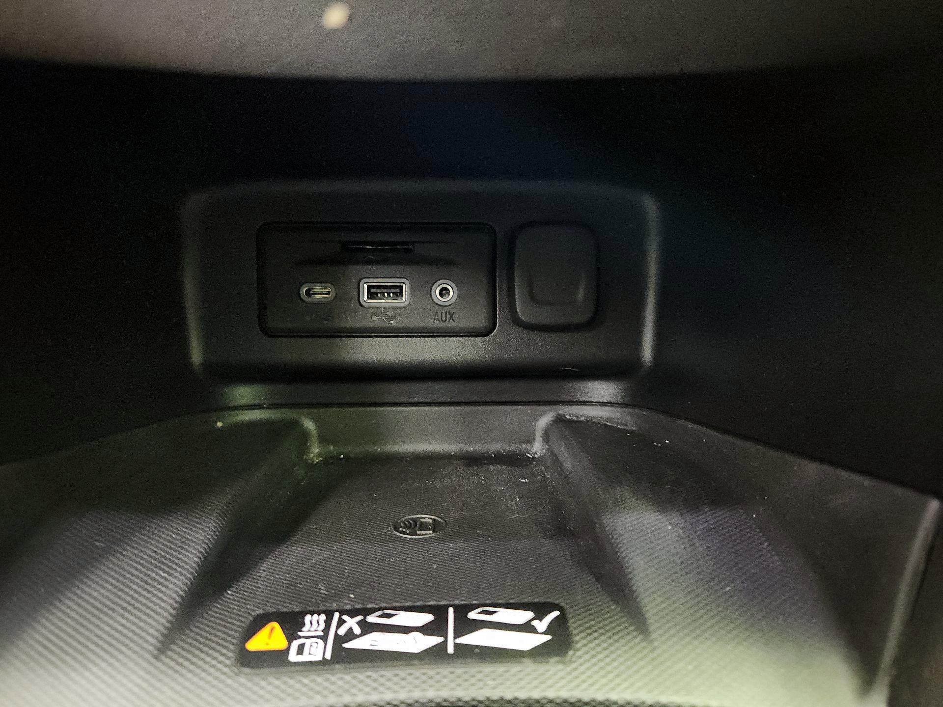 Thumbnail: 2019 Chevrolet Equinox - 18