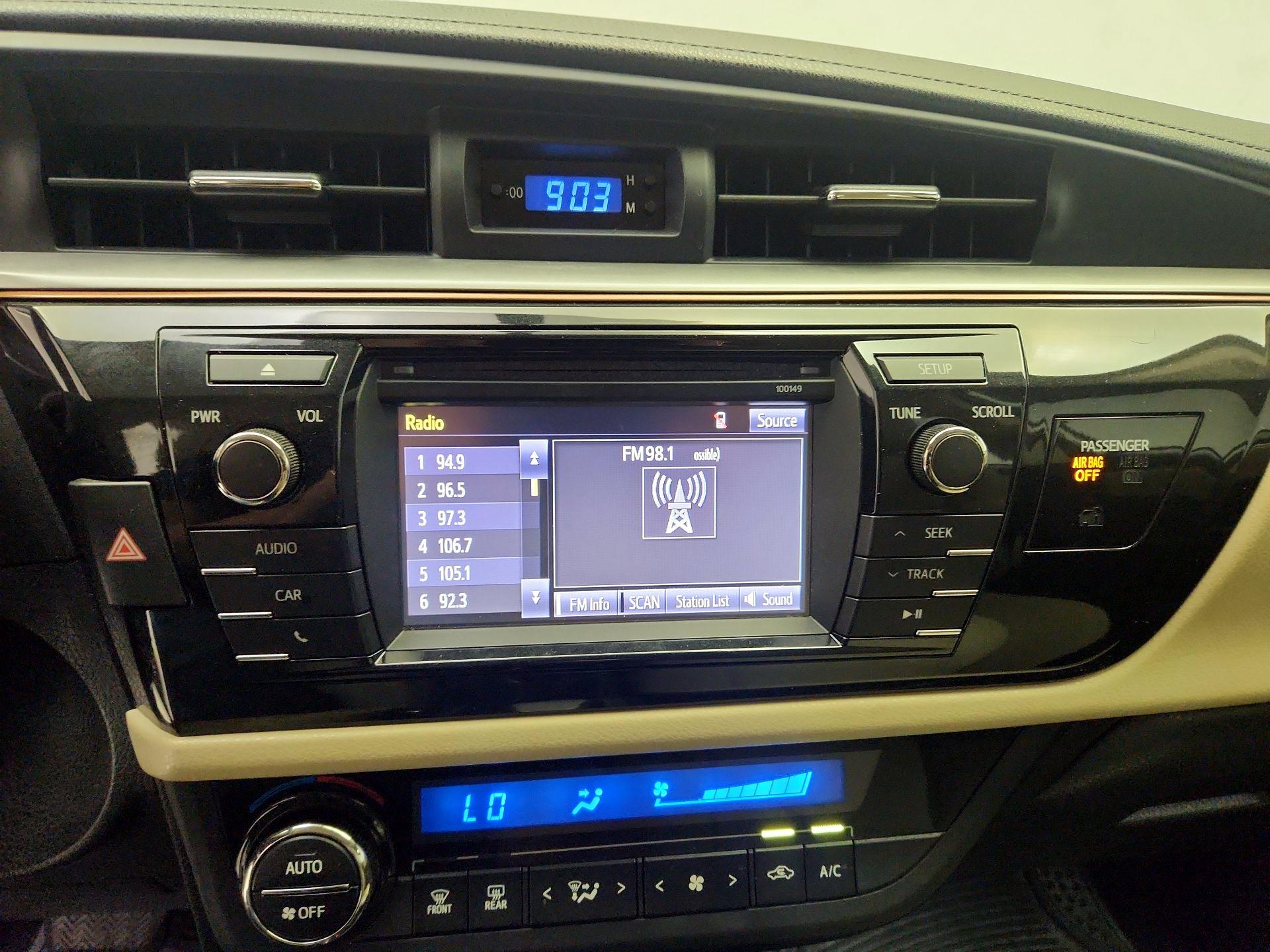 Thumbnail: 2014 Toyota Corolla - 15