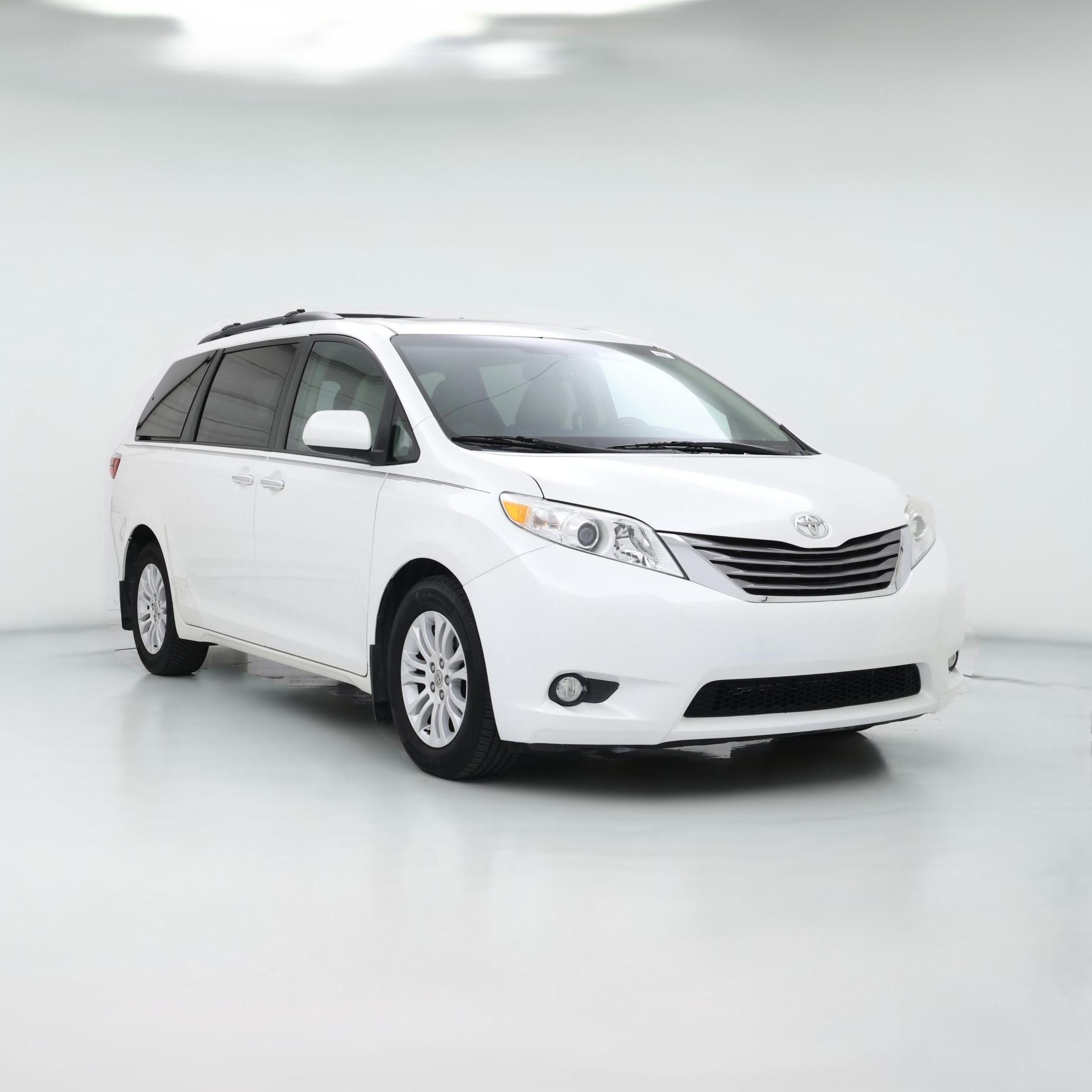 Thumbnail: 2015 Toyota Sienna - 1
