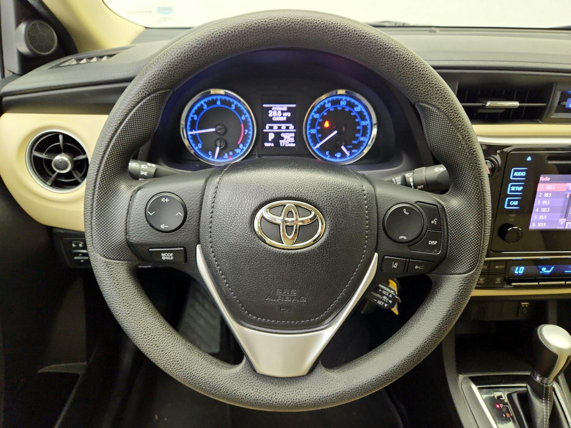 Thumbnail: 2018 Toyota Corolla - 10