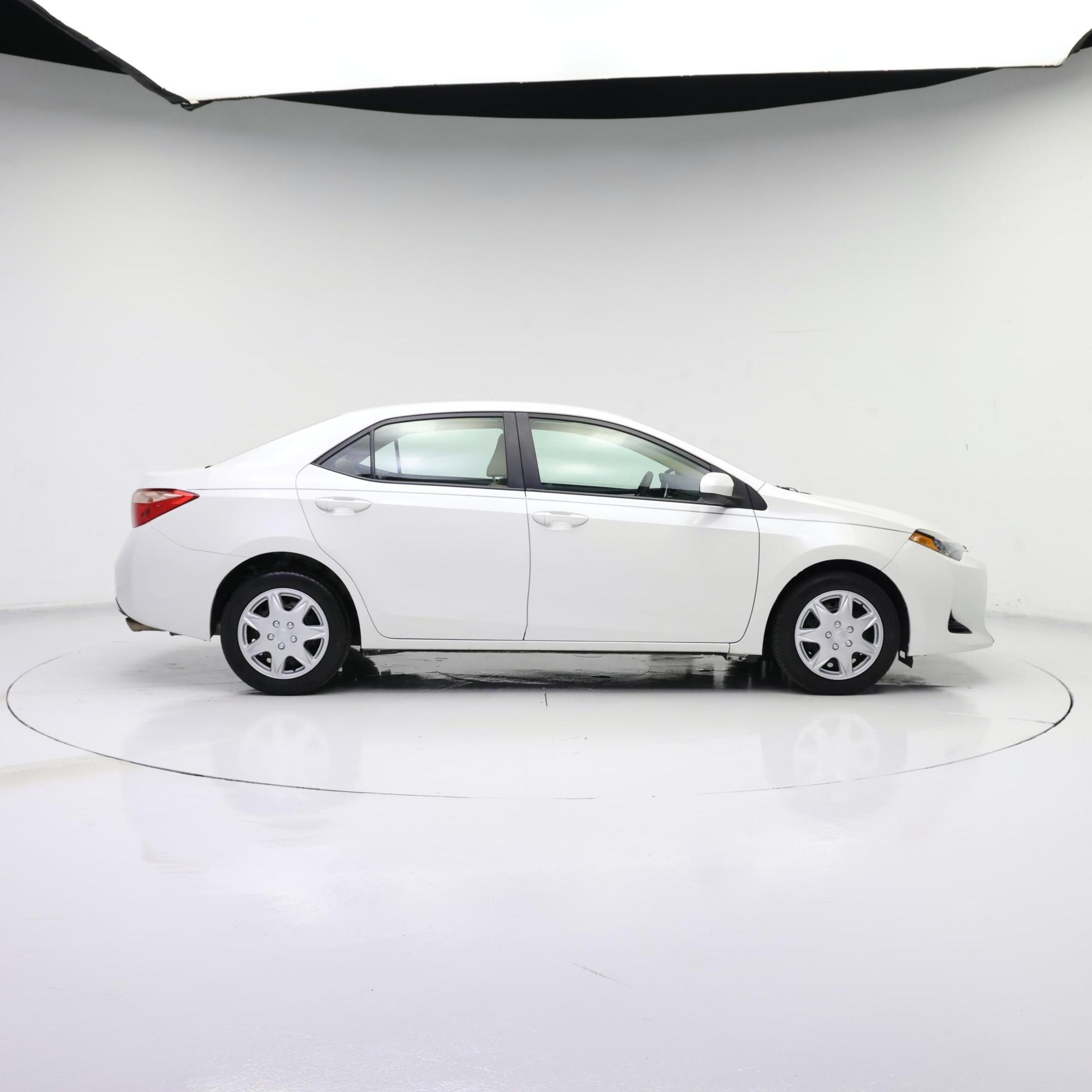 Thumbnail: 2018 Toyota Corolla - 7