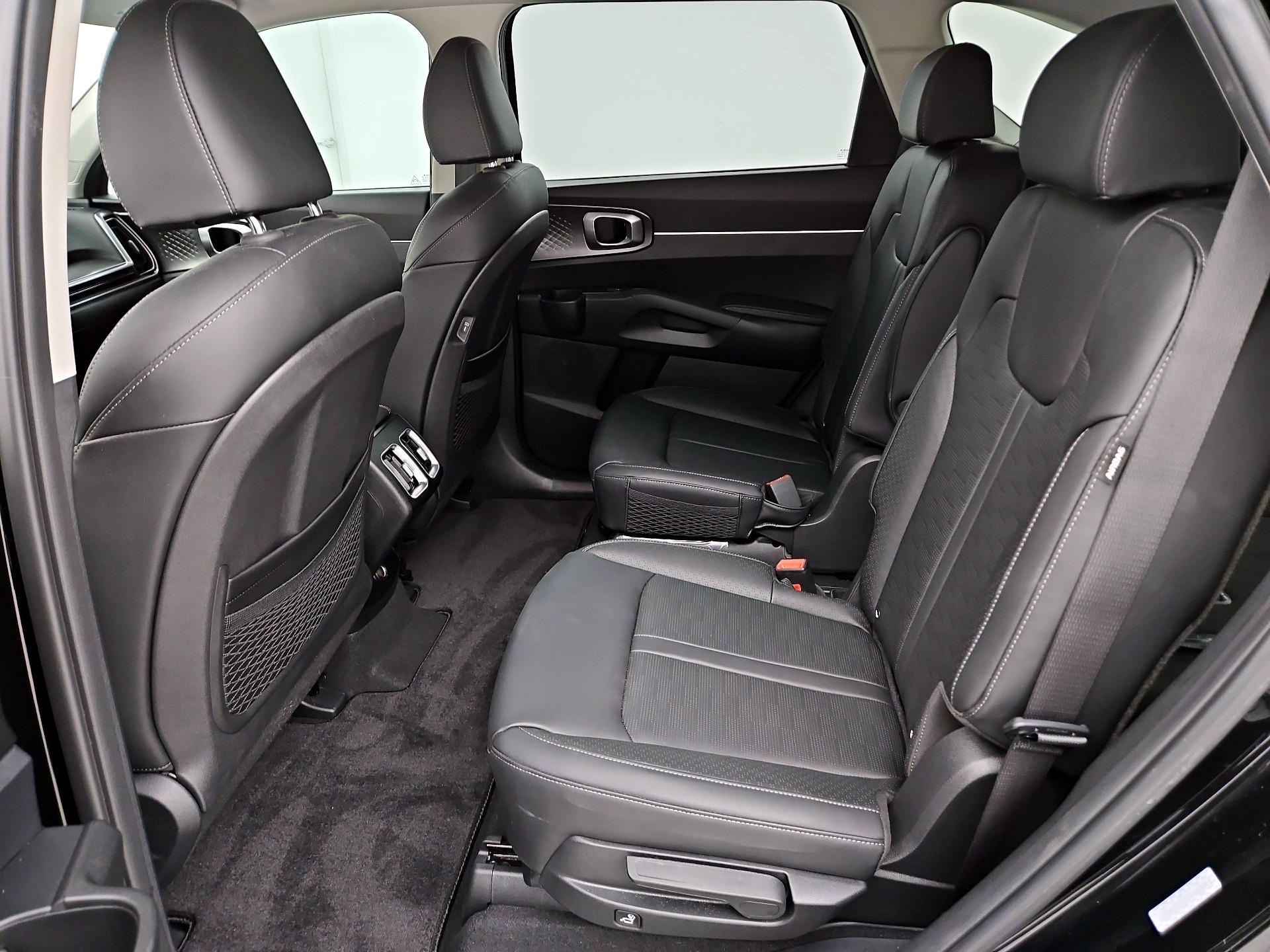 Thumbnail: 2025 Kia Sorento - 20