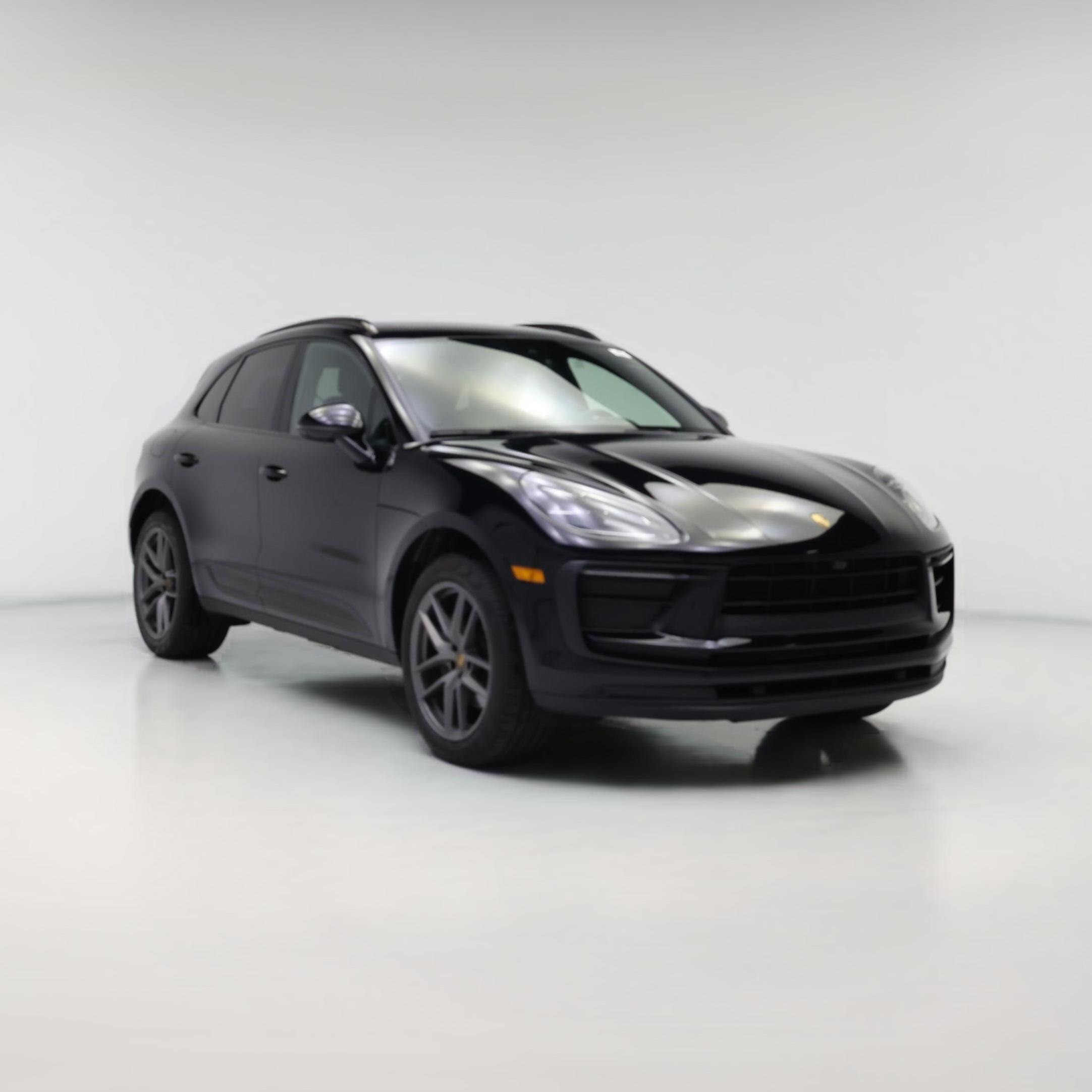 Thumbnail: 2022 Porsche Macan - 1
