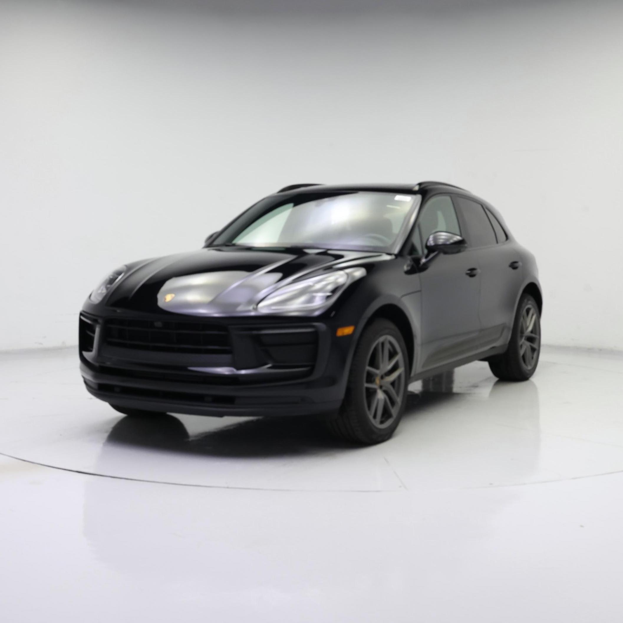 Thumbnail: 2022 Porsche Macan - 4