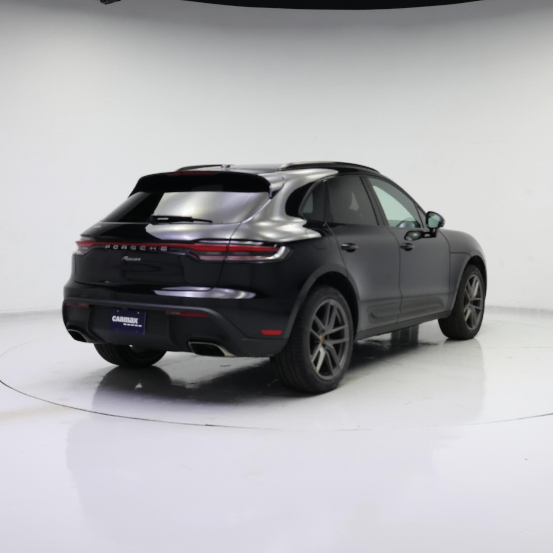 Thumbnail: 2022 Porsche Macan - 8
