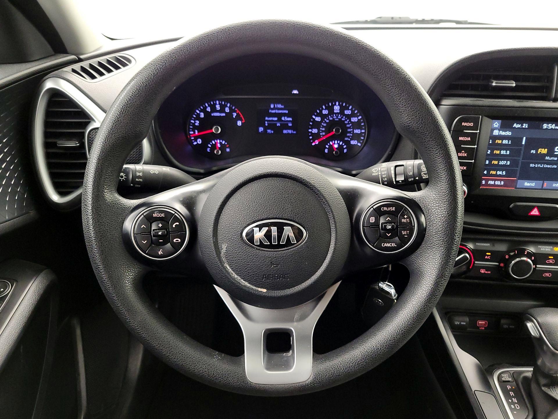 Thumbnail: 2020 Kia Soul - 10