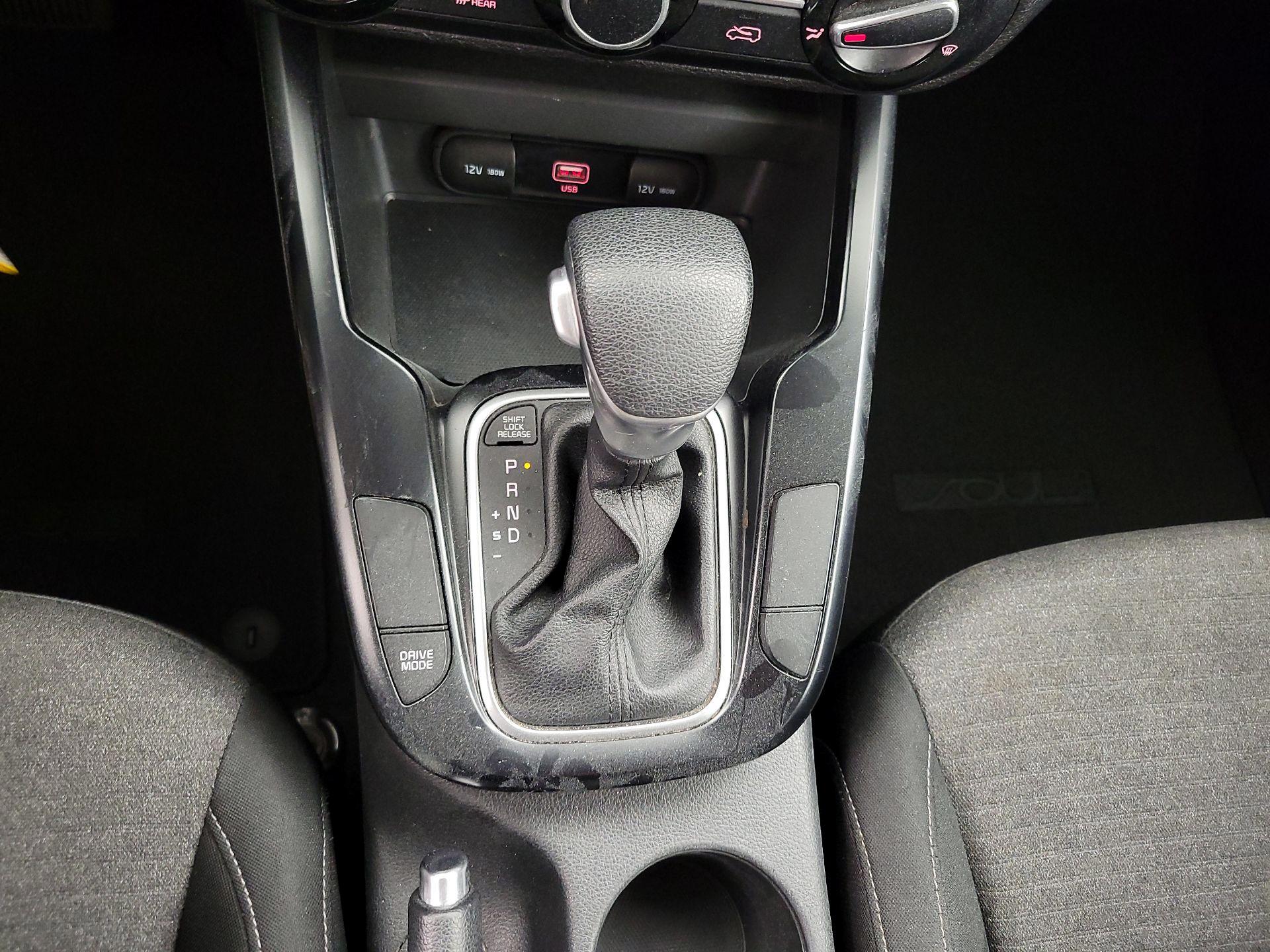 Thumbnail: 2020 Kia Soul - 17