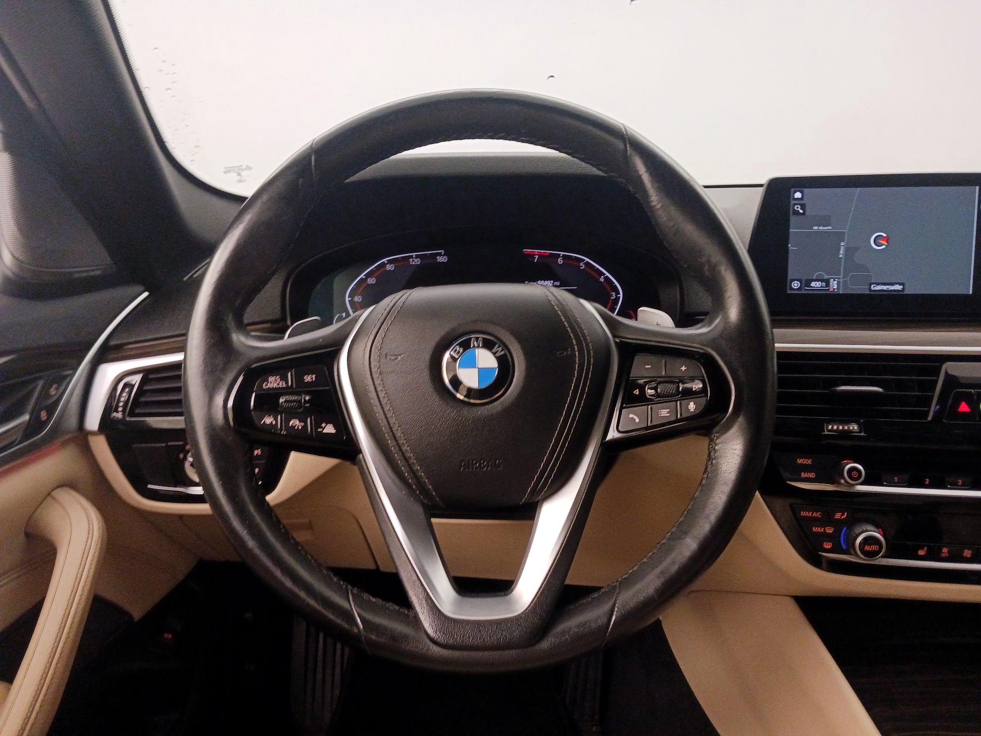 Thumbnail: 2020 BMW 5 Series - 10
