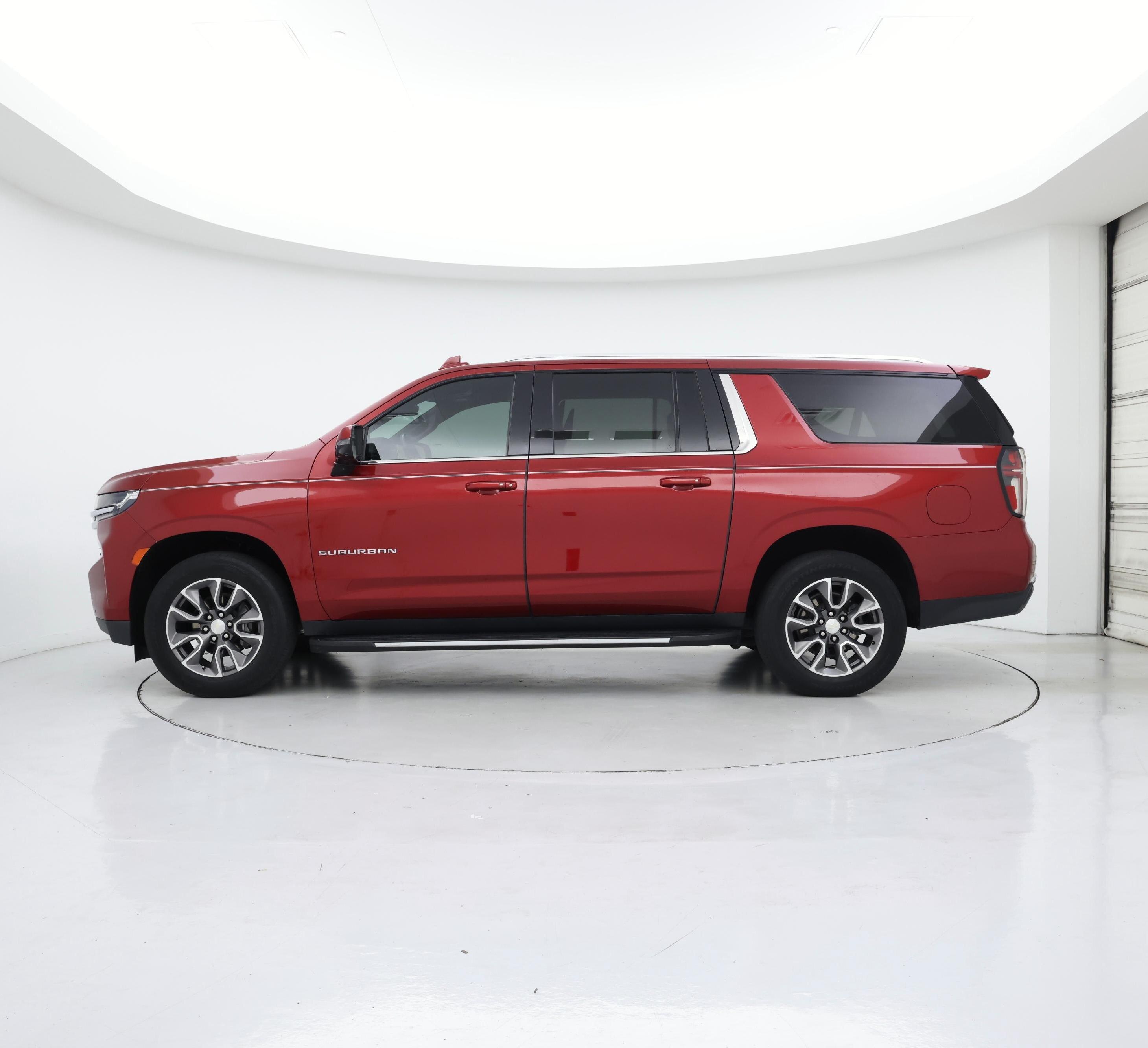 Thumbnail: 2022 Chevrolet Suburban - 3