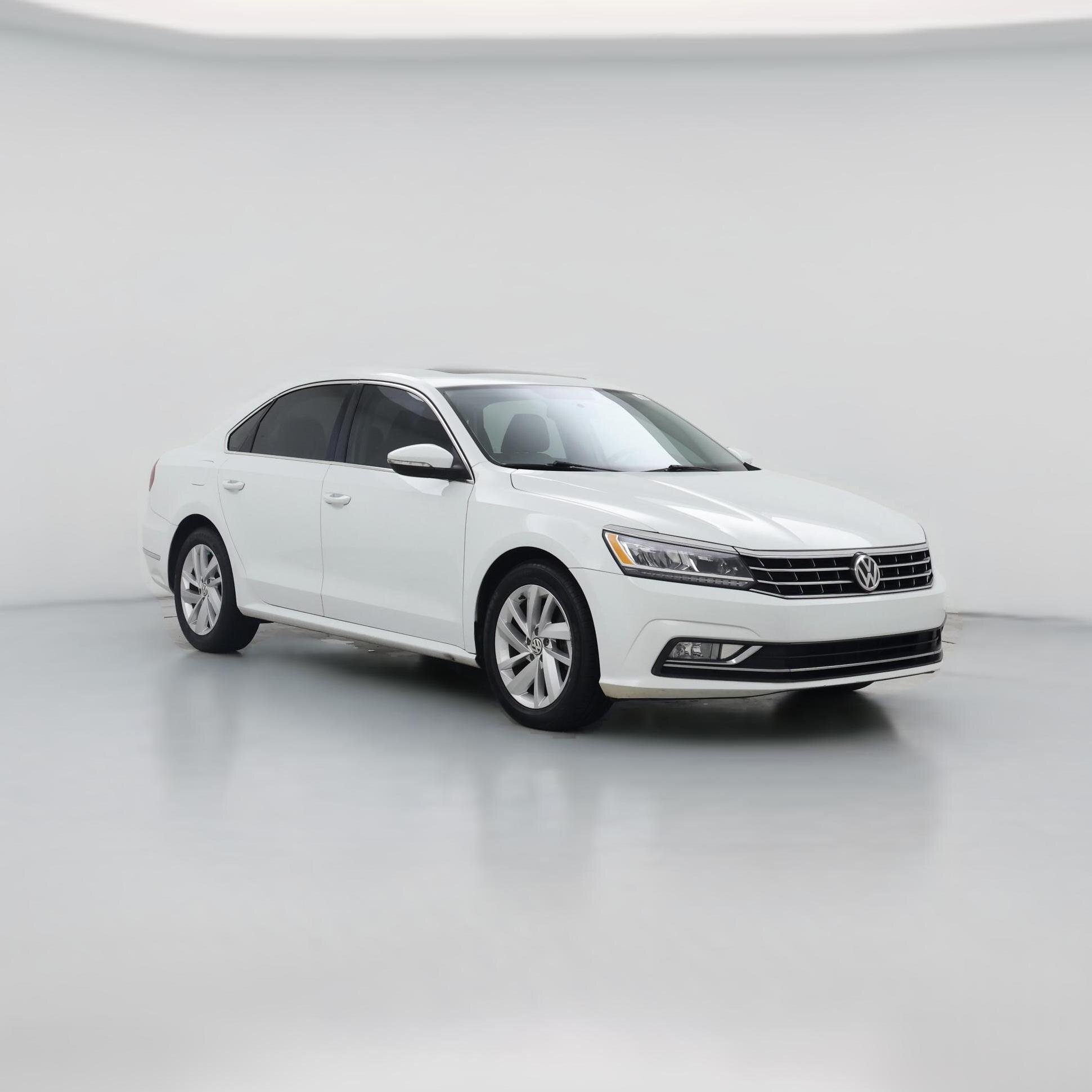 Thumbnail: 2018 Volkswagen Passat - 1