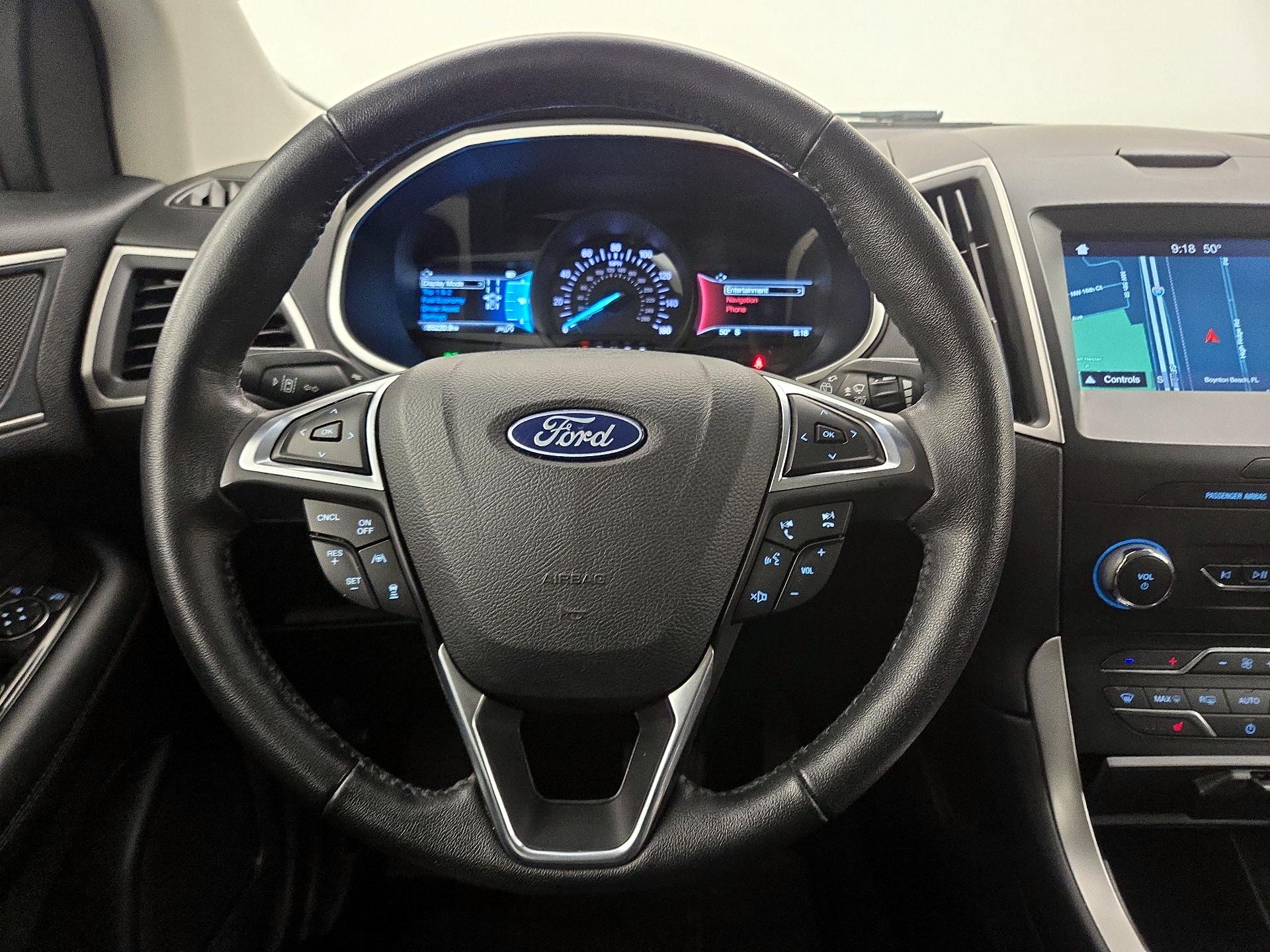 Thumbnail: 2019 Ford Edge - 10