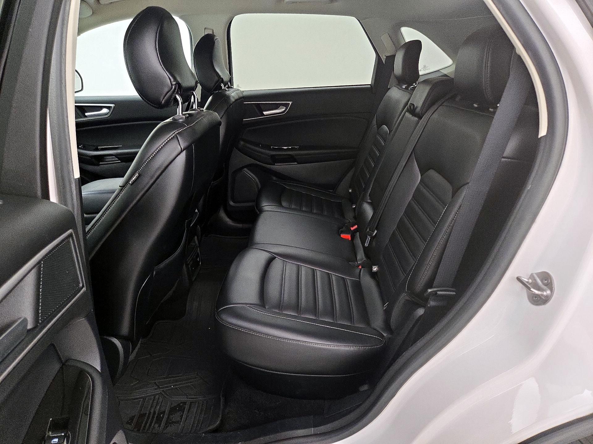 Thumbnail: 2019 Ford Edge - 20