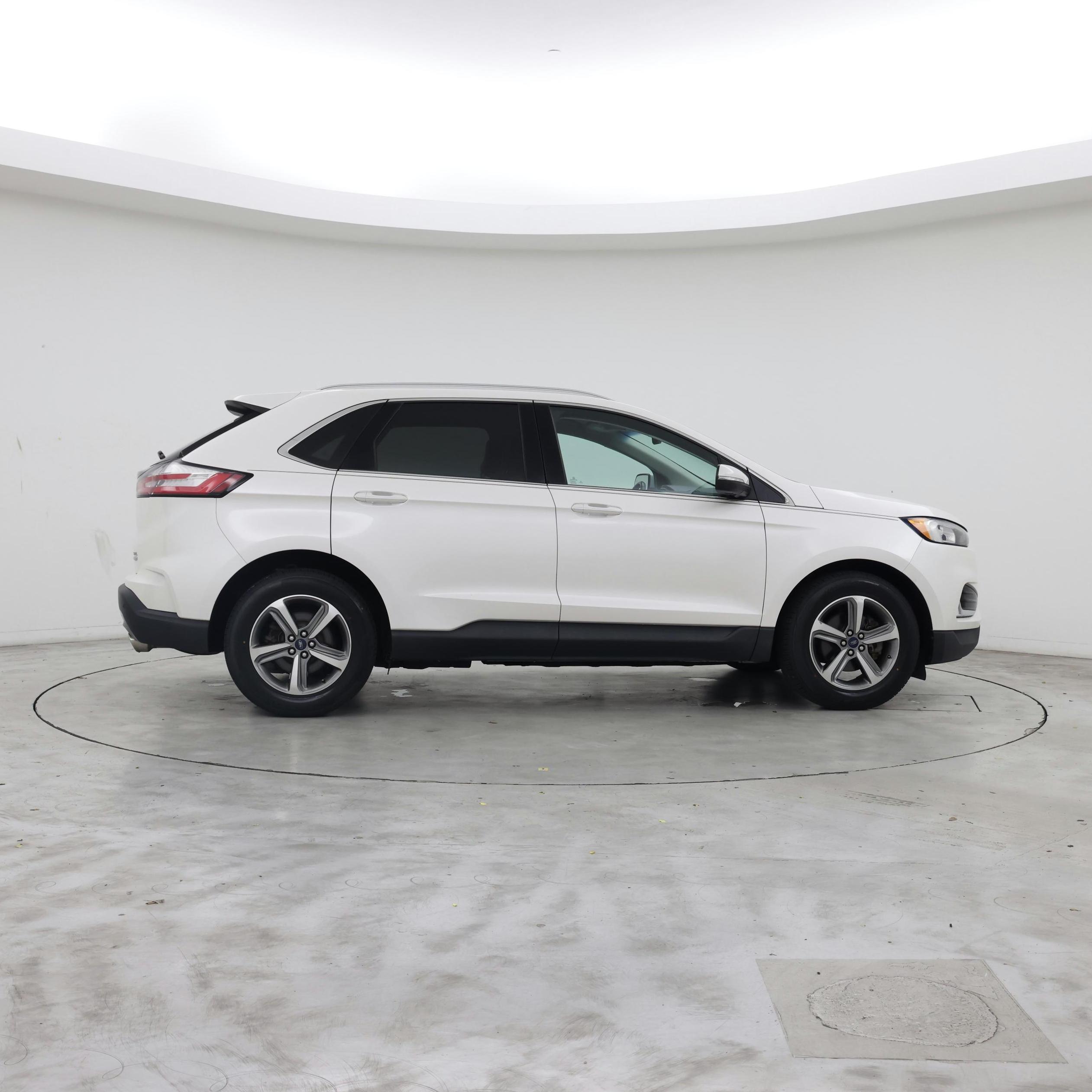 Thumbnail: 2019 Ford Edge - 7