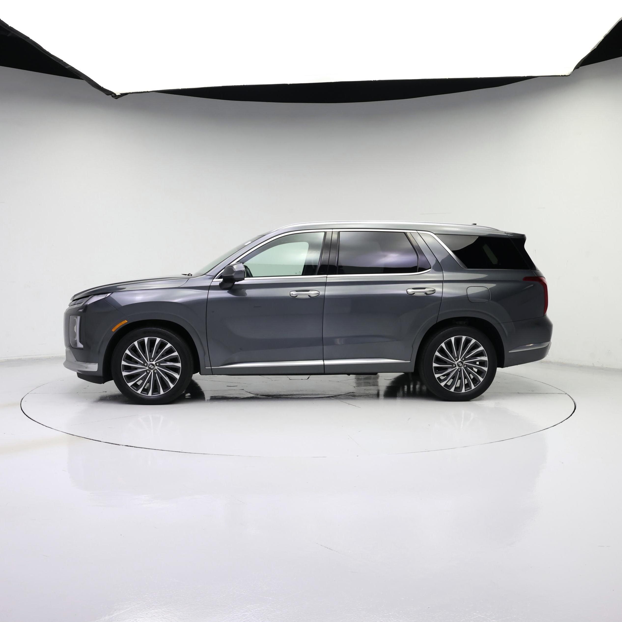 Thumbnail: 2023 Hyundai Palisade - 3