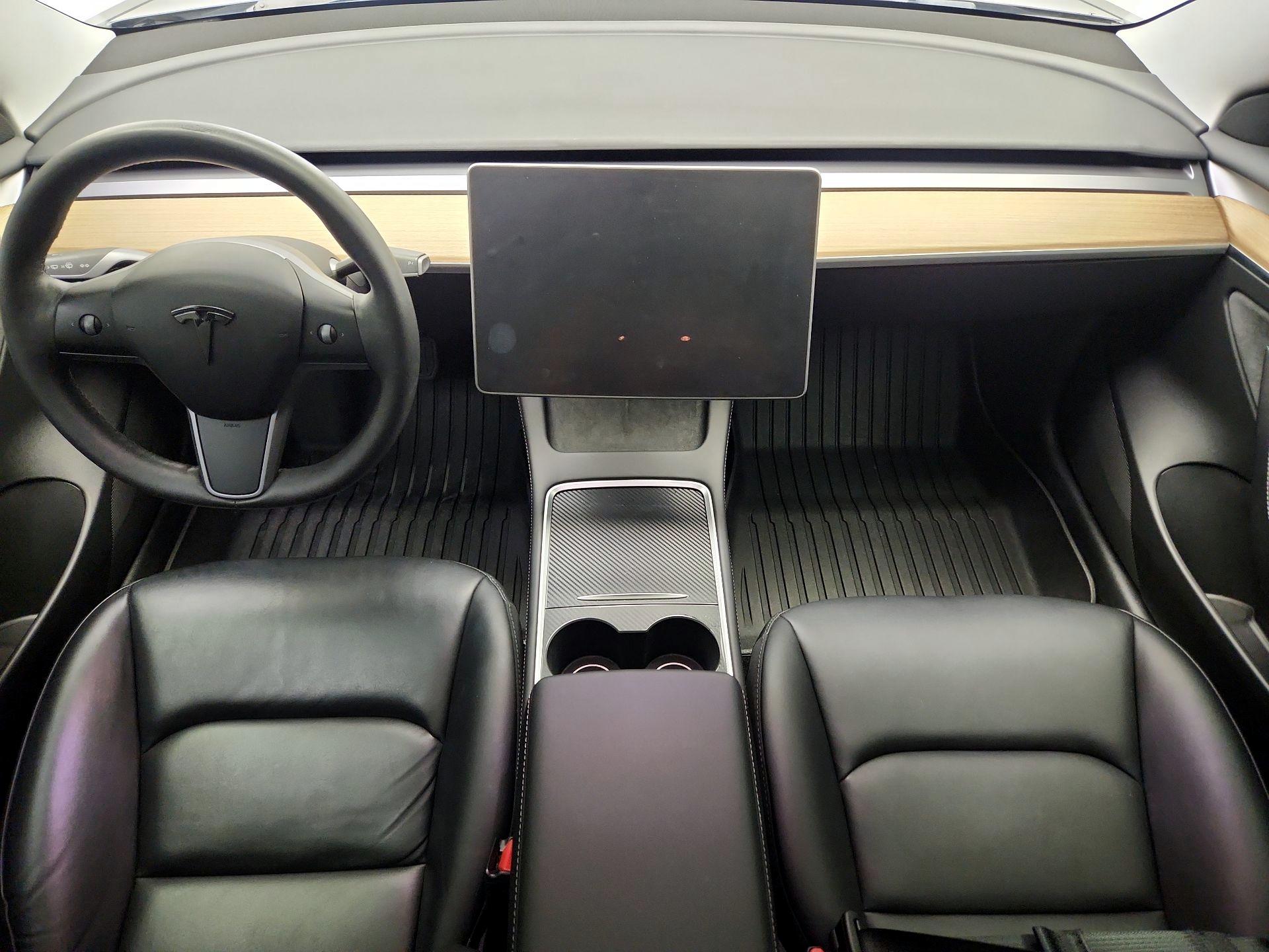 Thumbnail: 2023 Tesla Model 3 - 9