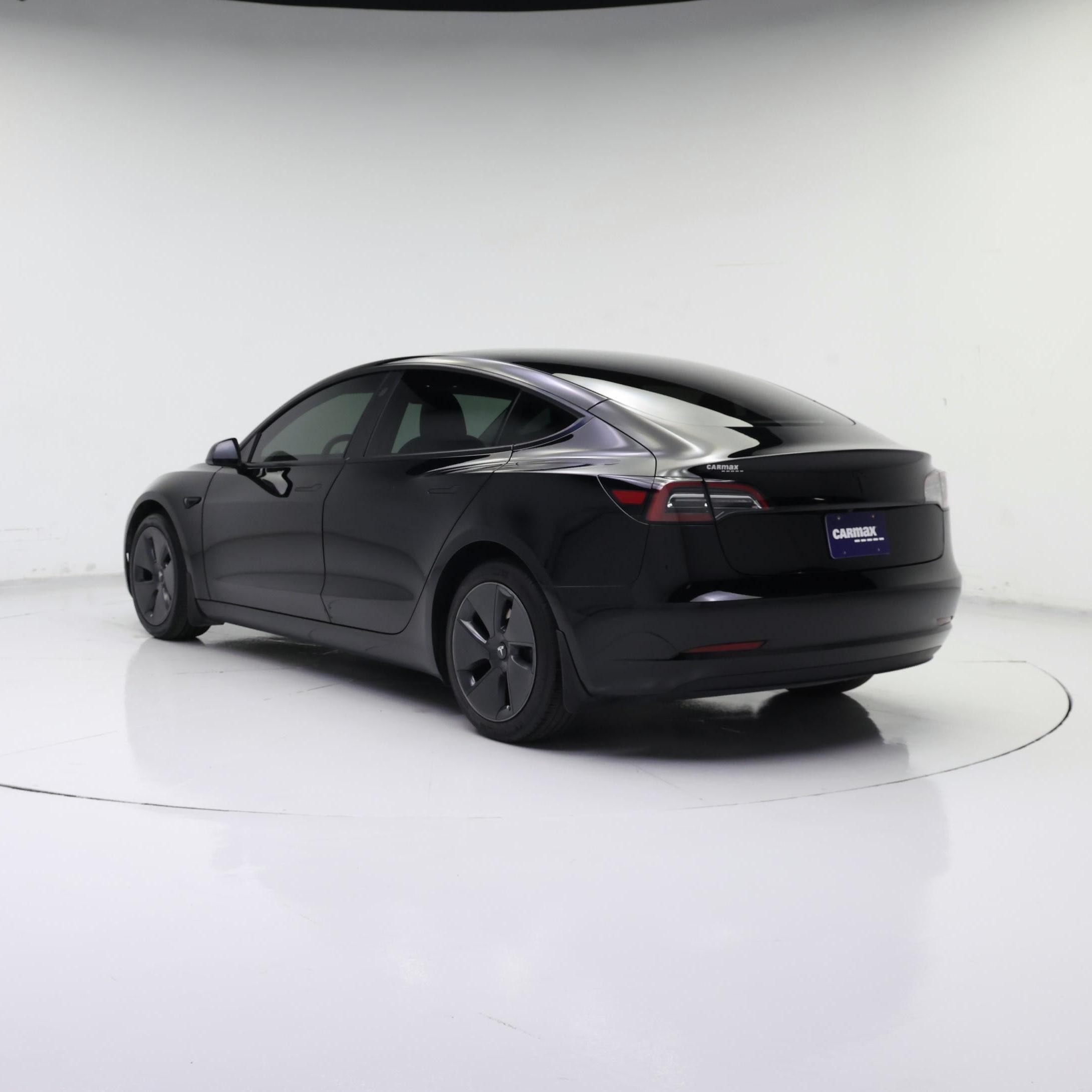 Thumbnail: 2023 Tesla Model 3 - 2