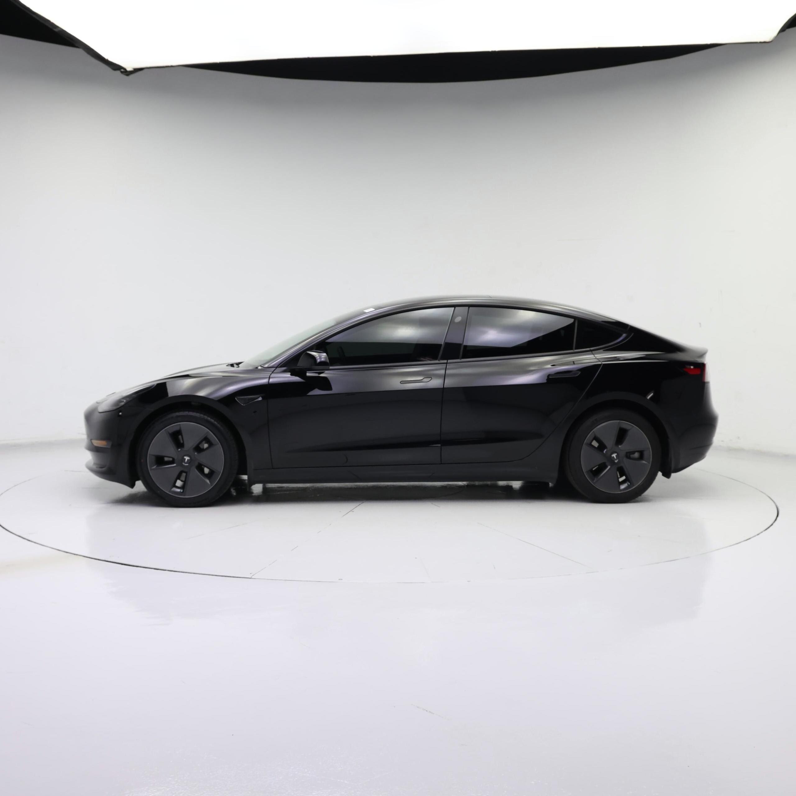 Thumbnail: 2023 Tesla Model 3 - 3