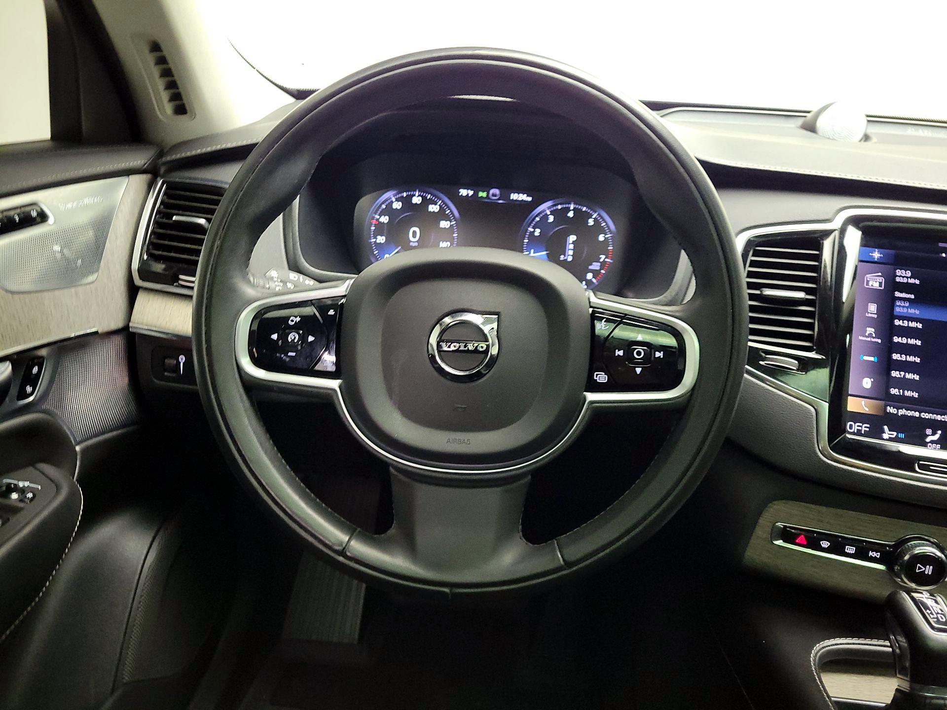Thumbnail: 2021 Volvo XC90 - 10