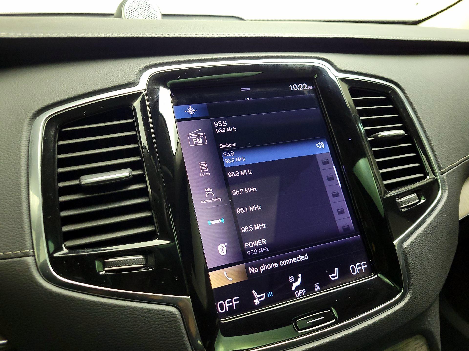 Thumbnail: 2021 Volvo XC90 - 16