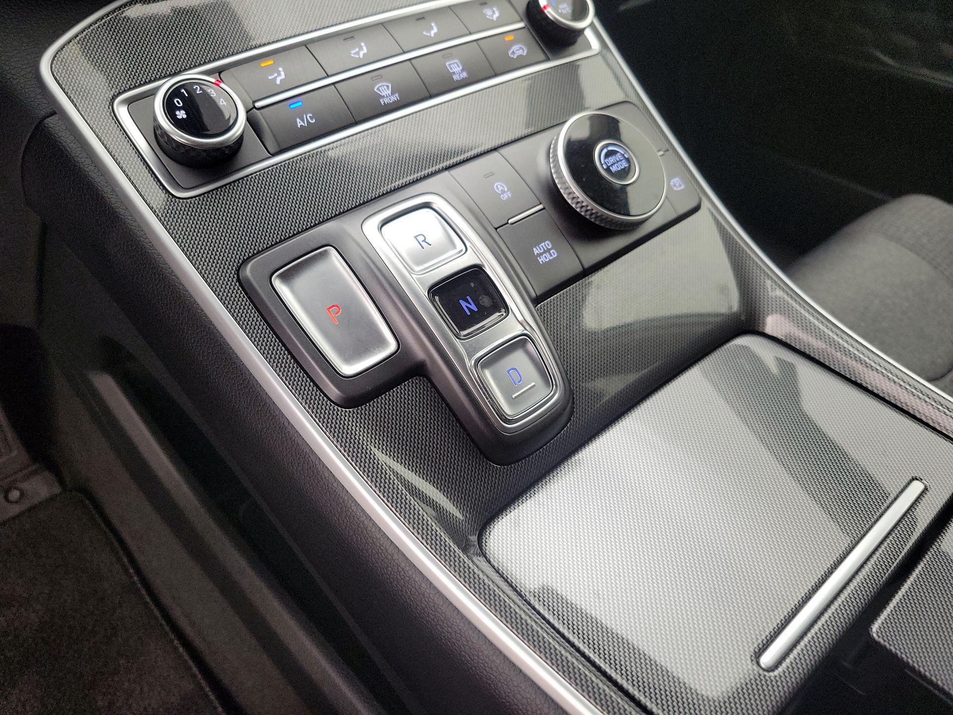 Thumbnail: 2021 Hyundai Santa Fe - 17