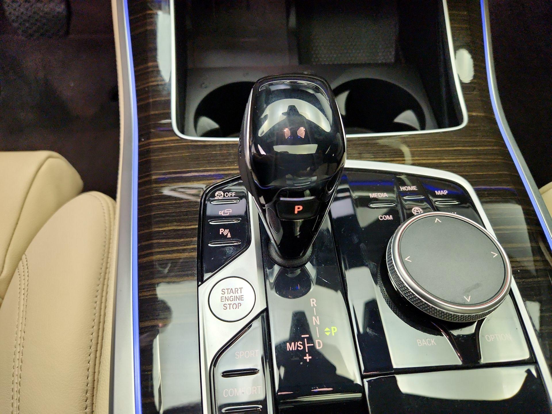 Thumbnail: 2021 BMW X5 - 18