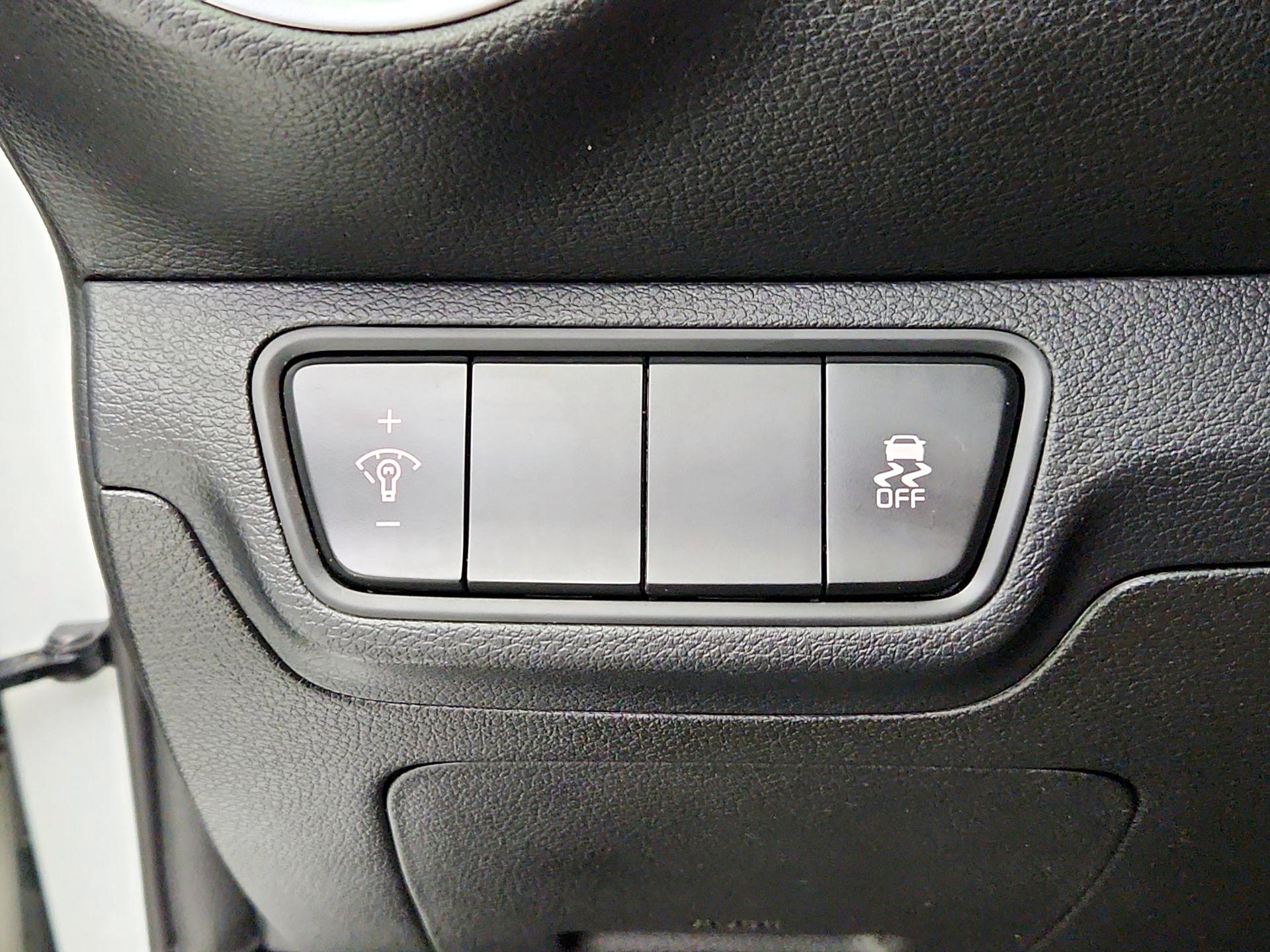 Thumbnail: 2023 Kia Forte - 13