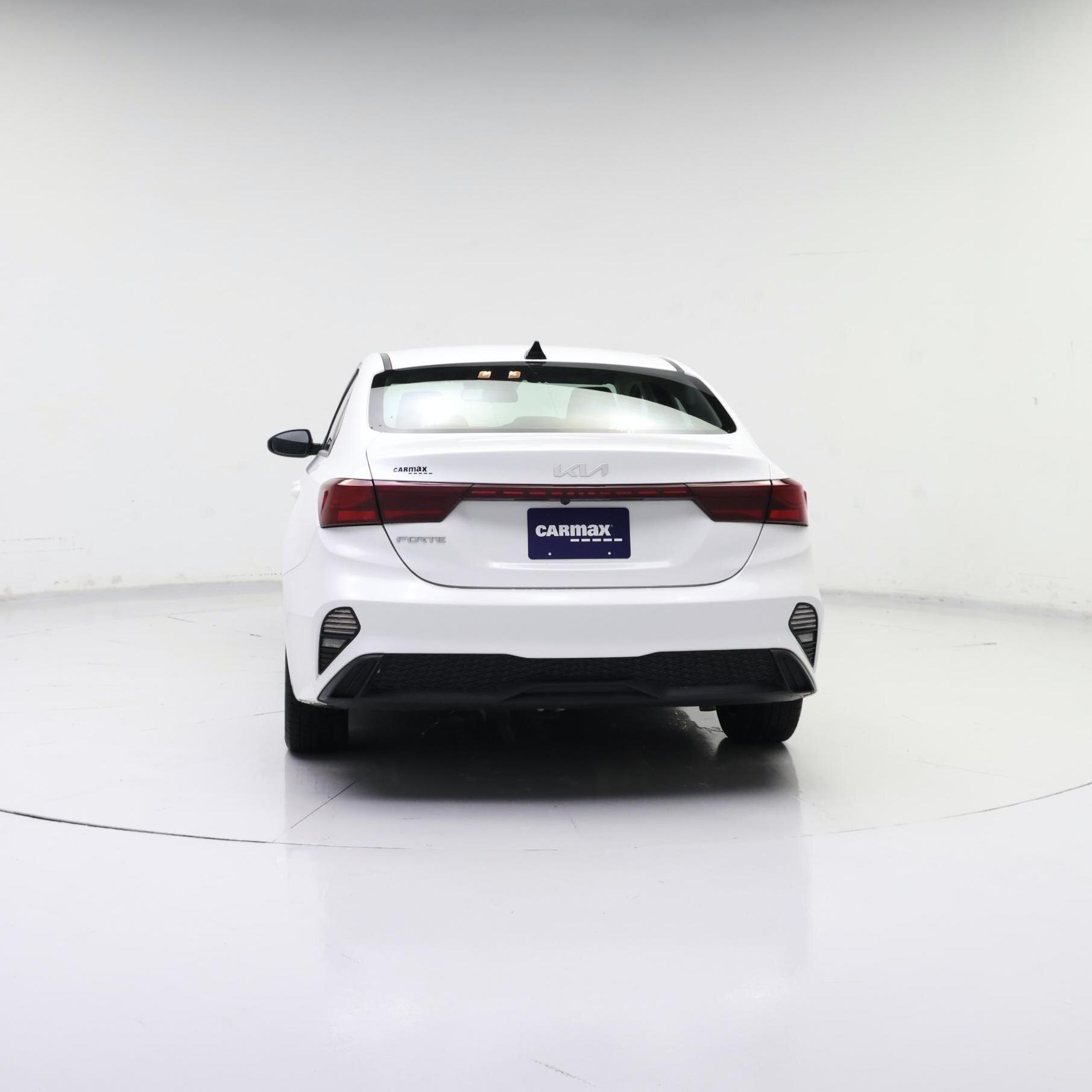 Thumbnail: 2023 Kia Forte - 6