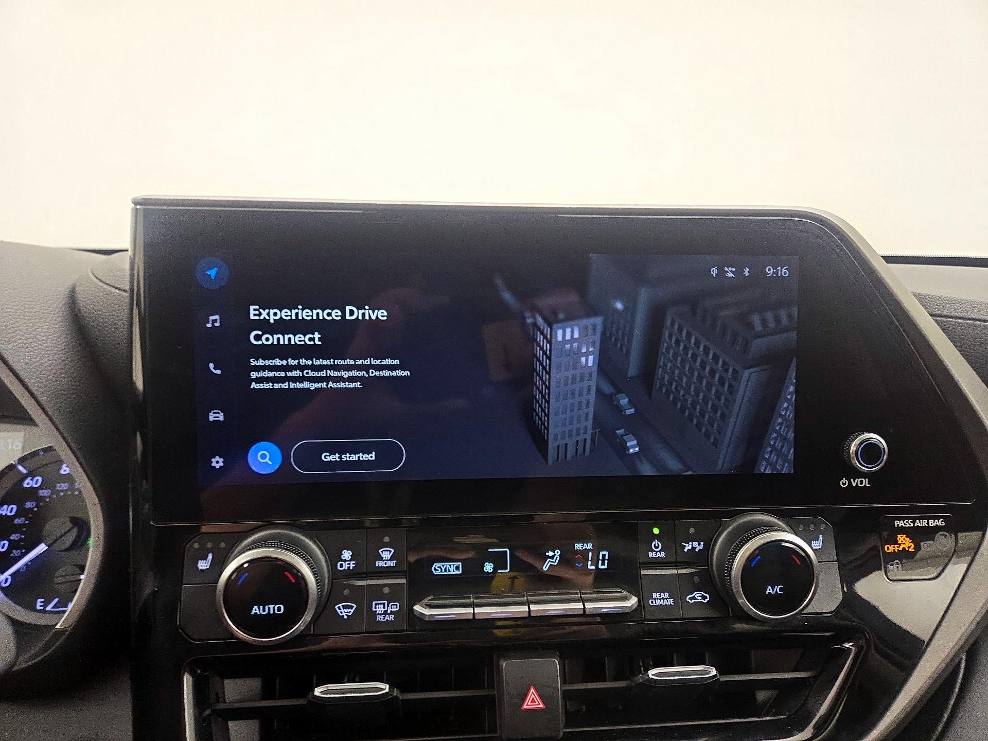 Thumbnail: 2024 Toyota Highlander - 14
