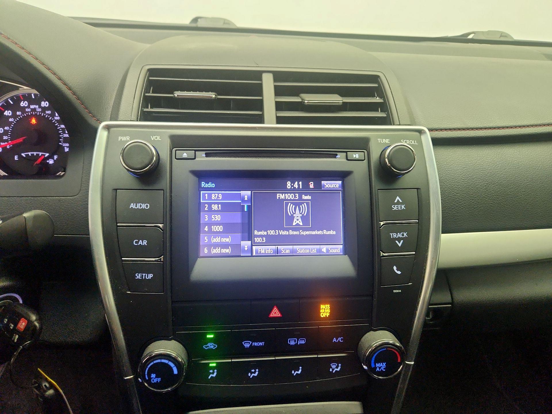 Thumbnail: 2016 Toyota Camry - 15