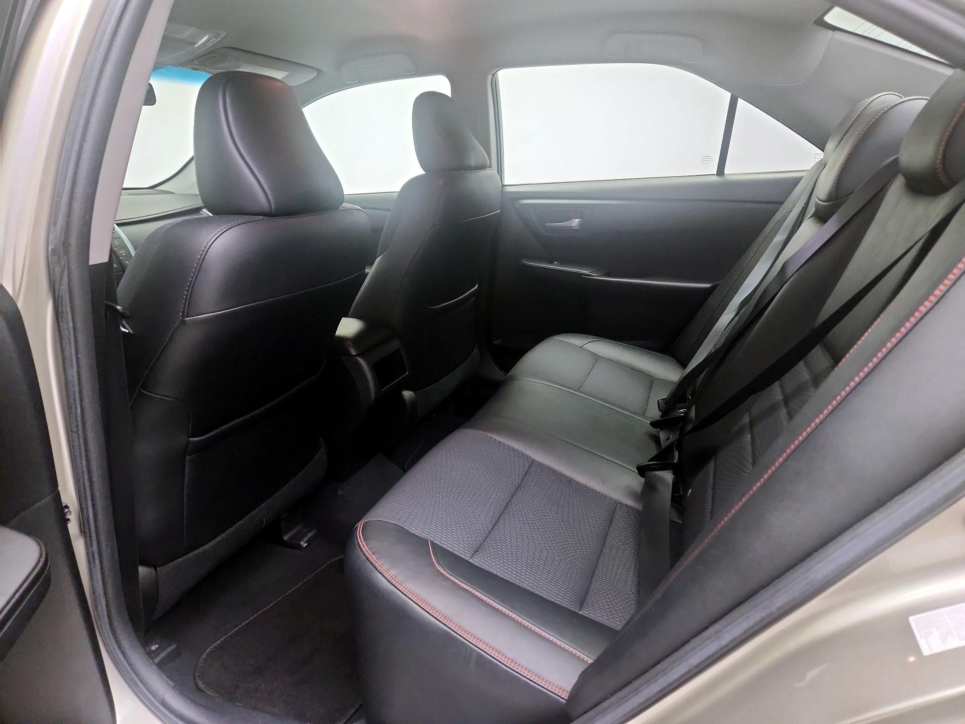 Thumbnail: 2016 Toyota Camry - 19