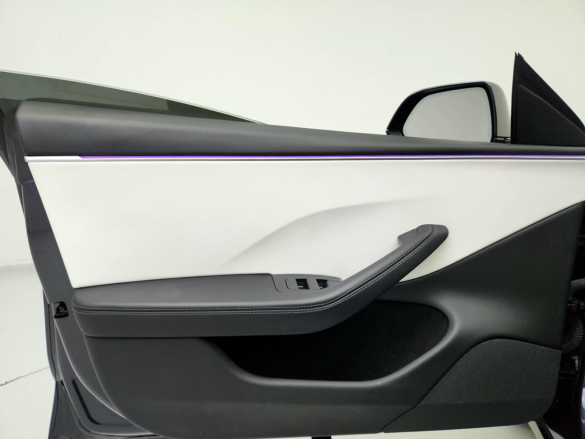 Thumbnail: 2025 Tesla Model 3 - 12