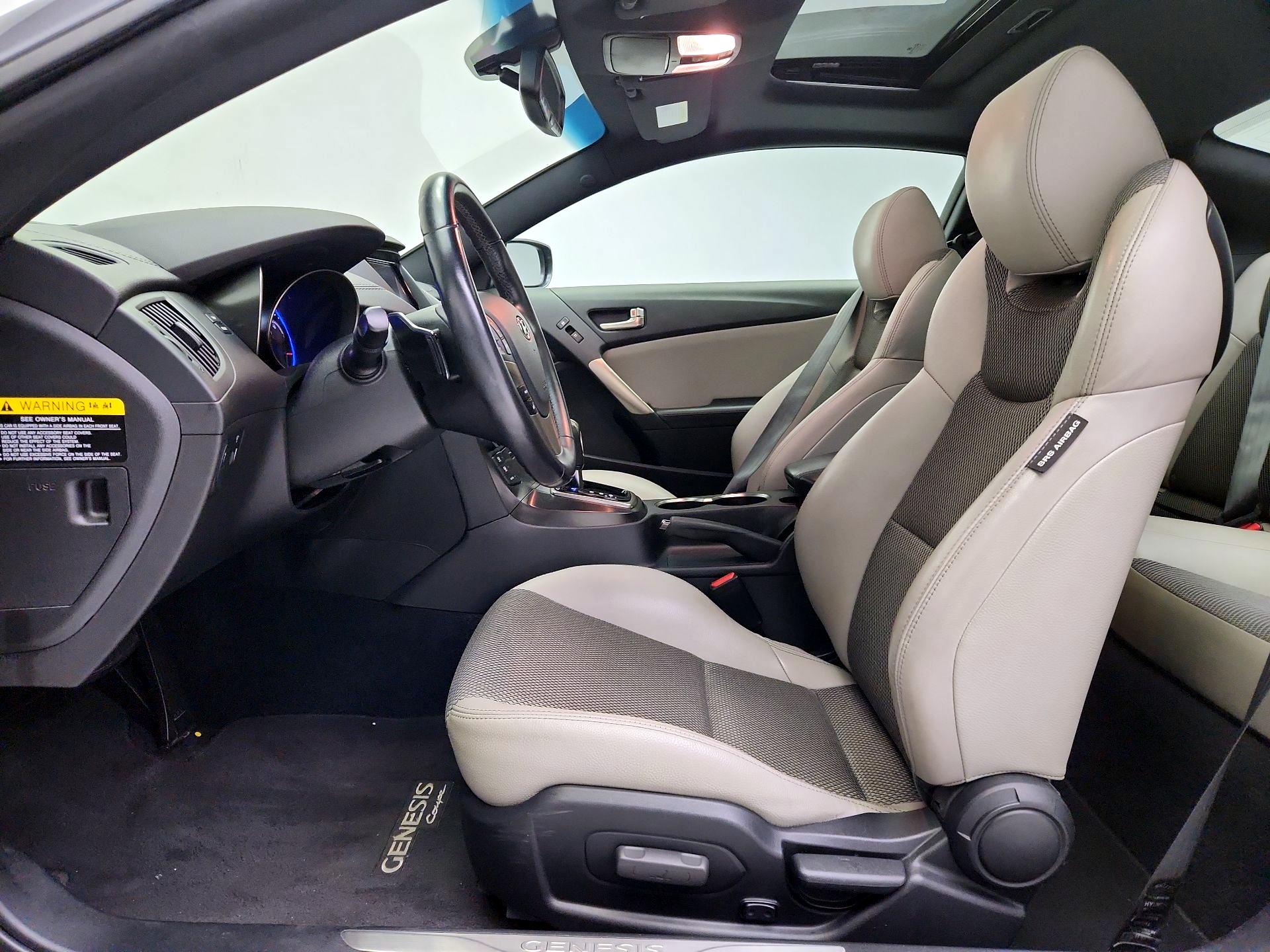 Thumbnail: 2014 Hyundai Genesis - 11