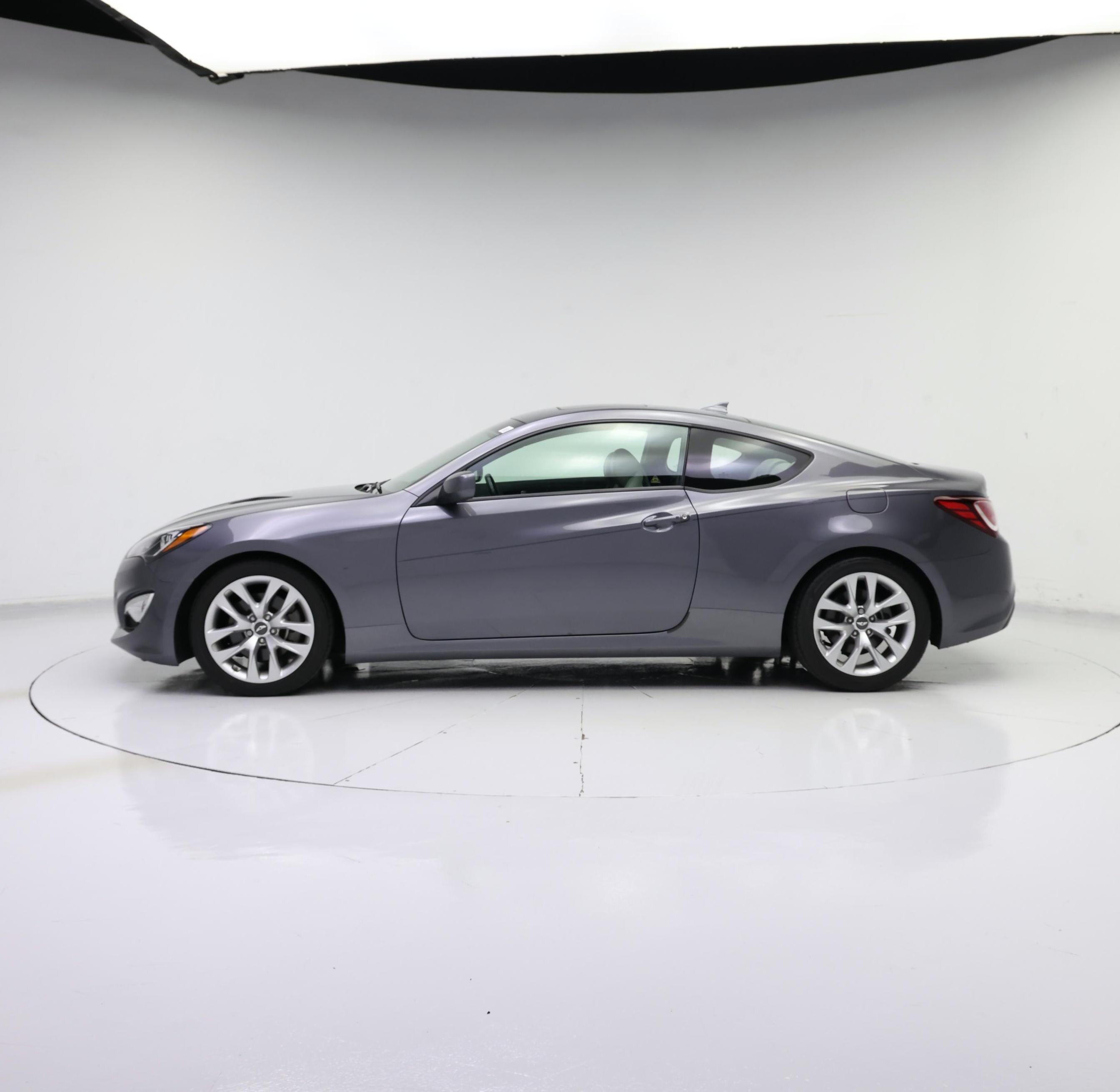 Thumbnail: 2014 Hyundai Genesis - 3