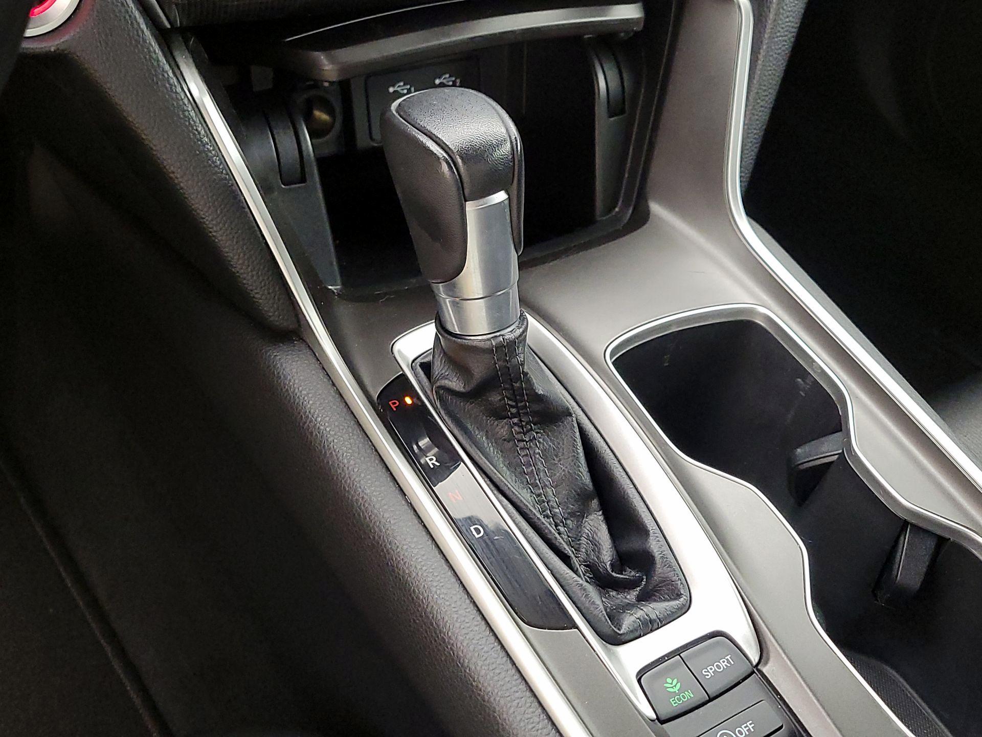 Thumbnail: 2022 Honda Accord - 17