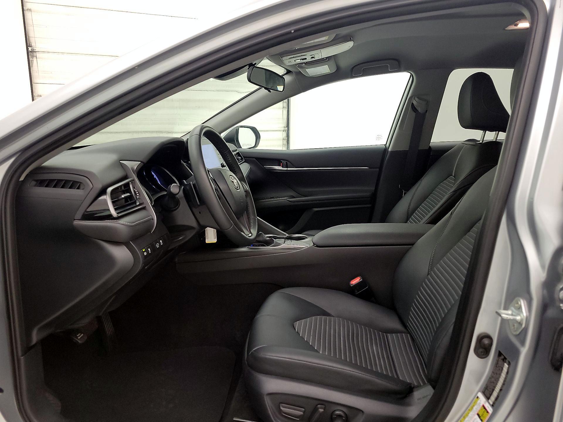 Thumbnail: 2023 Toyota Camry - 11