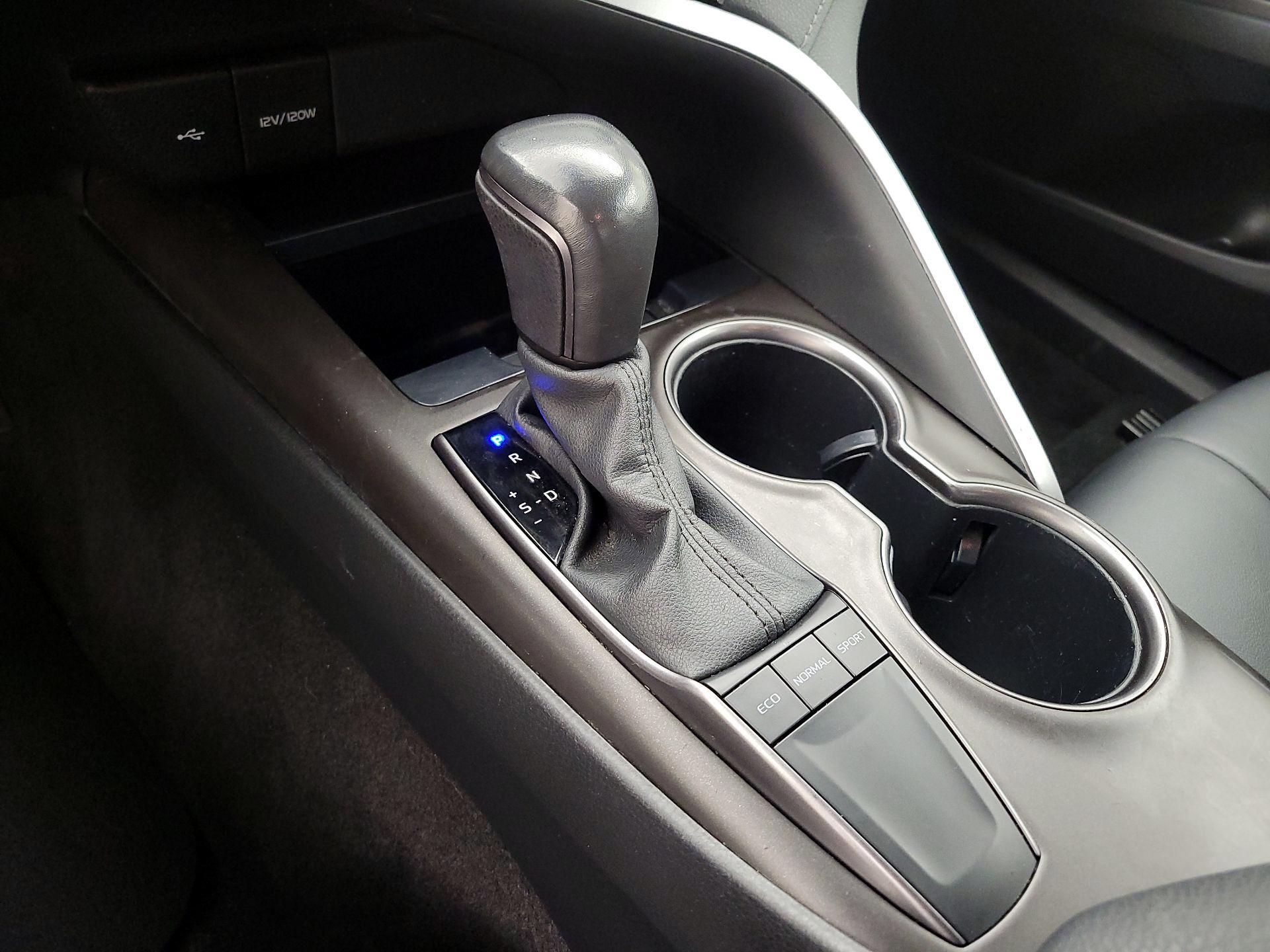 Thumbnail: 2023 Toyota Camry - 17