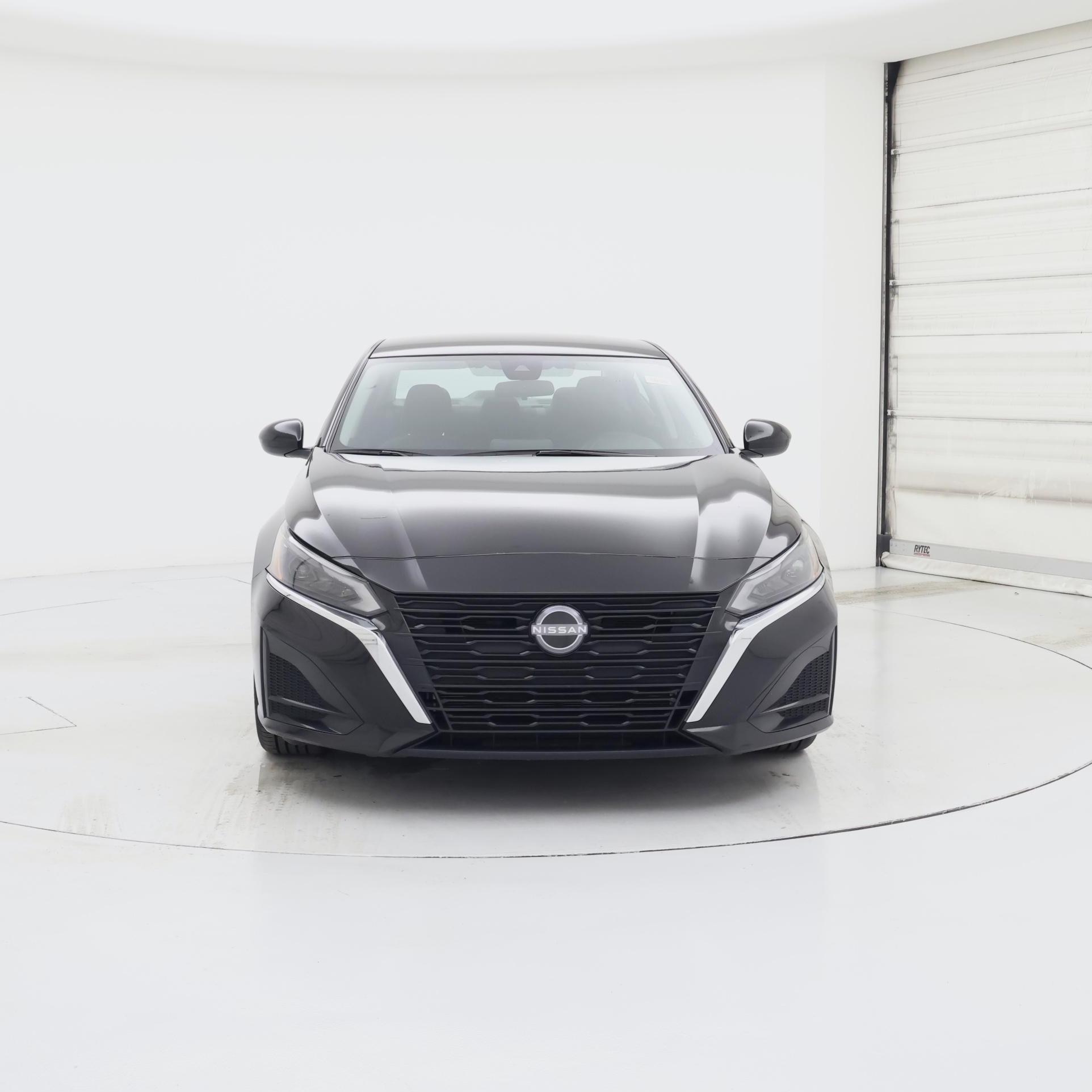 Thumbnail: 2023 Nissan Altima - 5