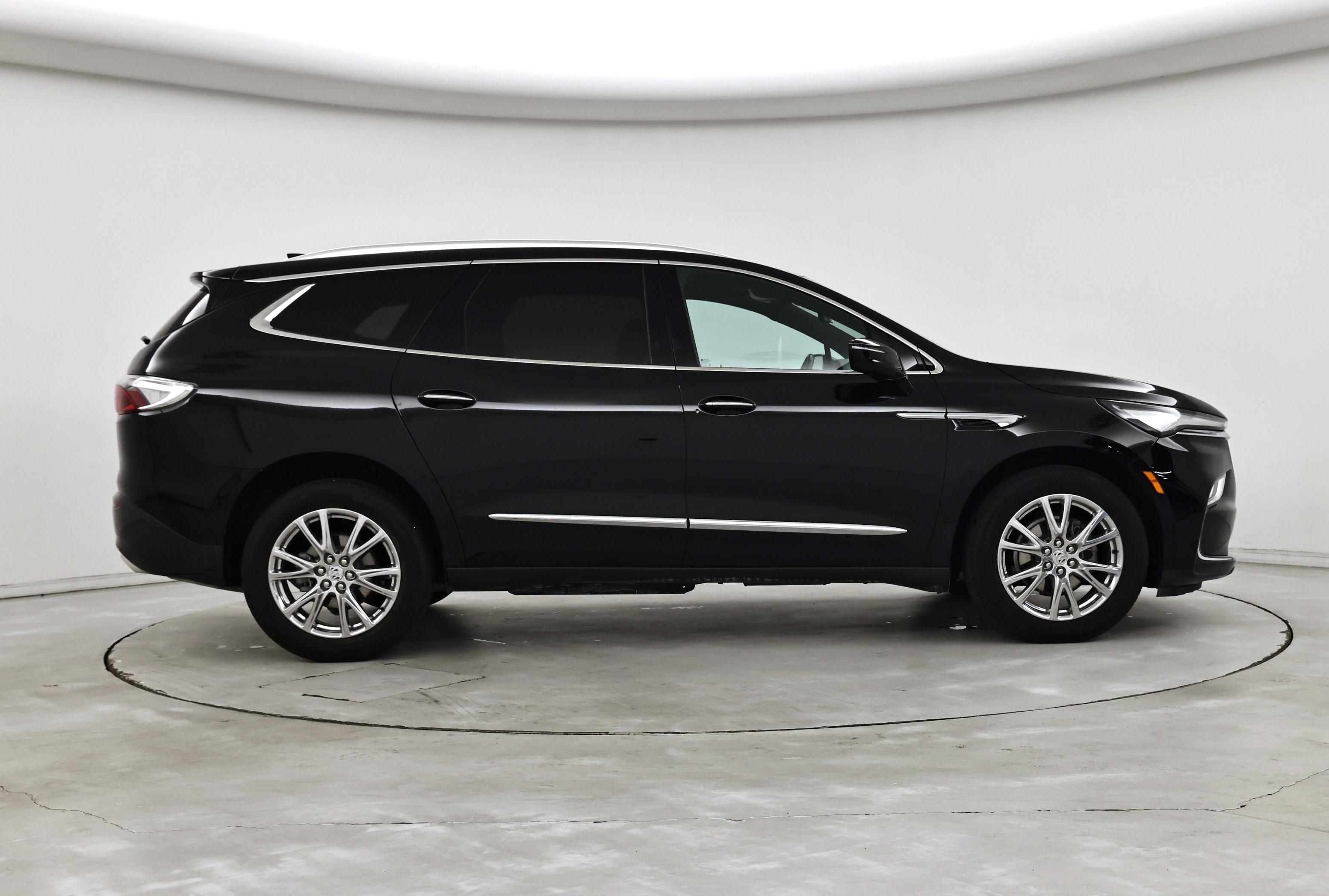 Thumbnail: 2023 Buick Enclave - 7