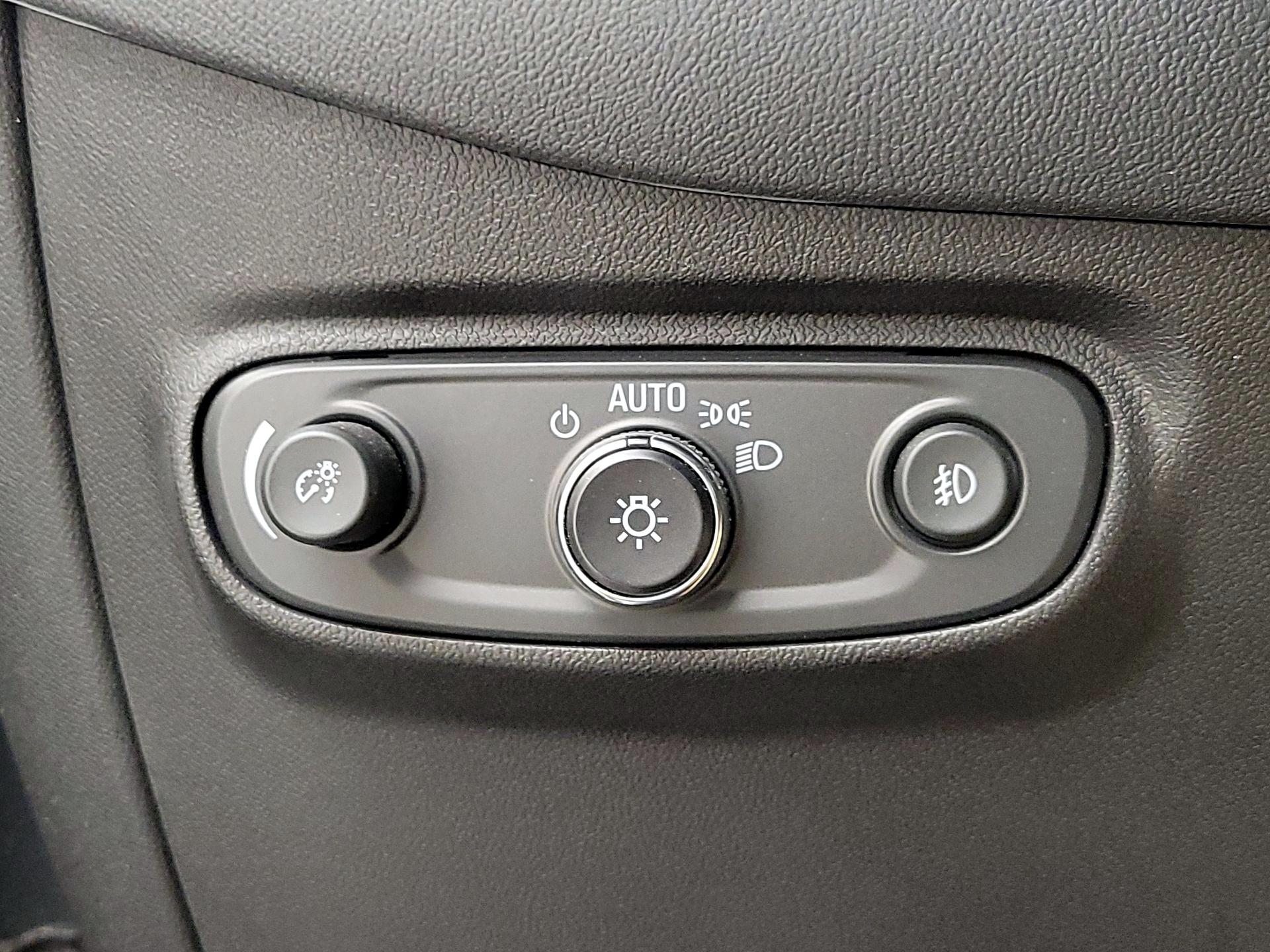 Thumbnail: 2021 Chevrolet Equinox - 13