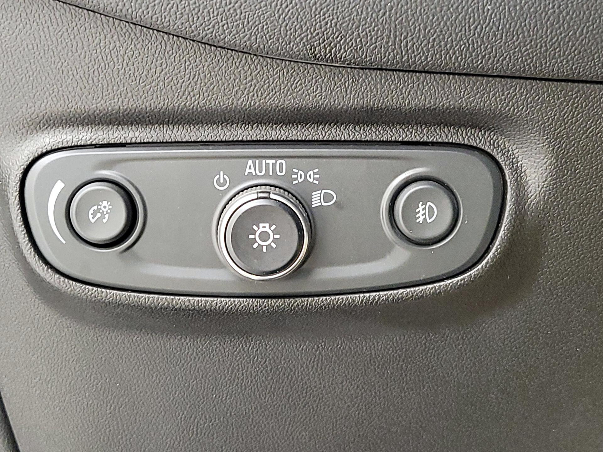 Thumbnail: 2021 Chevrolet Equinox - 13