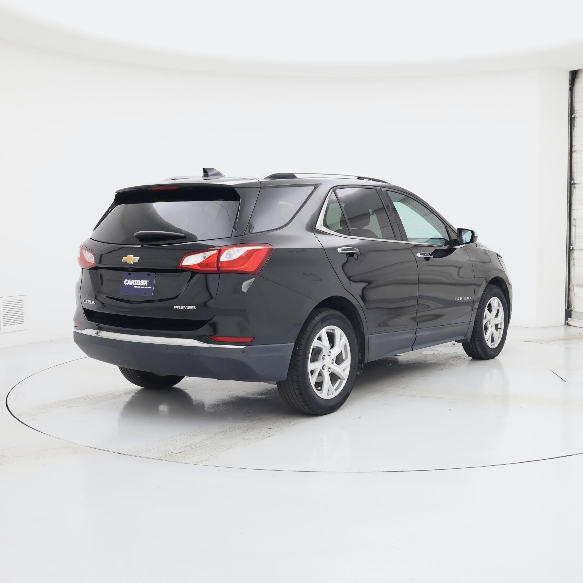 Thumbnail: 2021 Chevrolet Equinox - 8