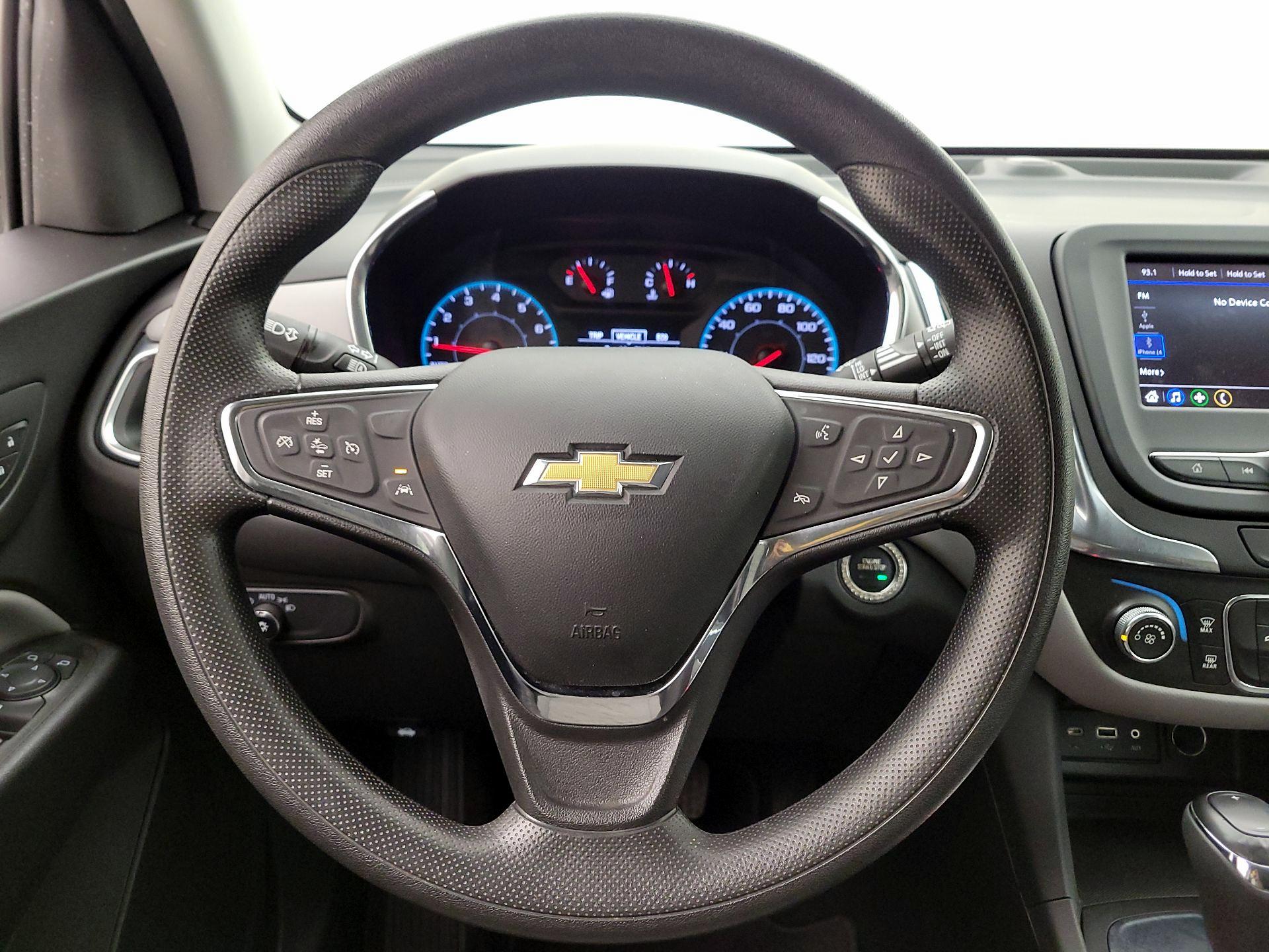 Thumbnail: 2021 Chevrolet Equinox - 10