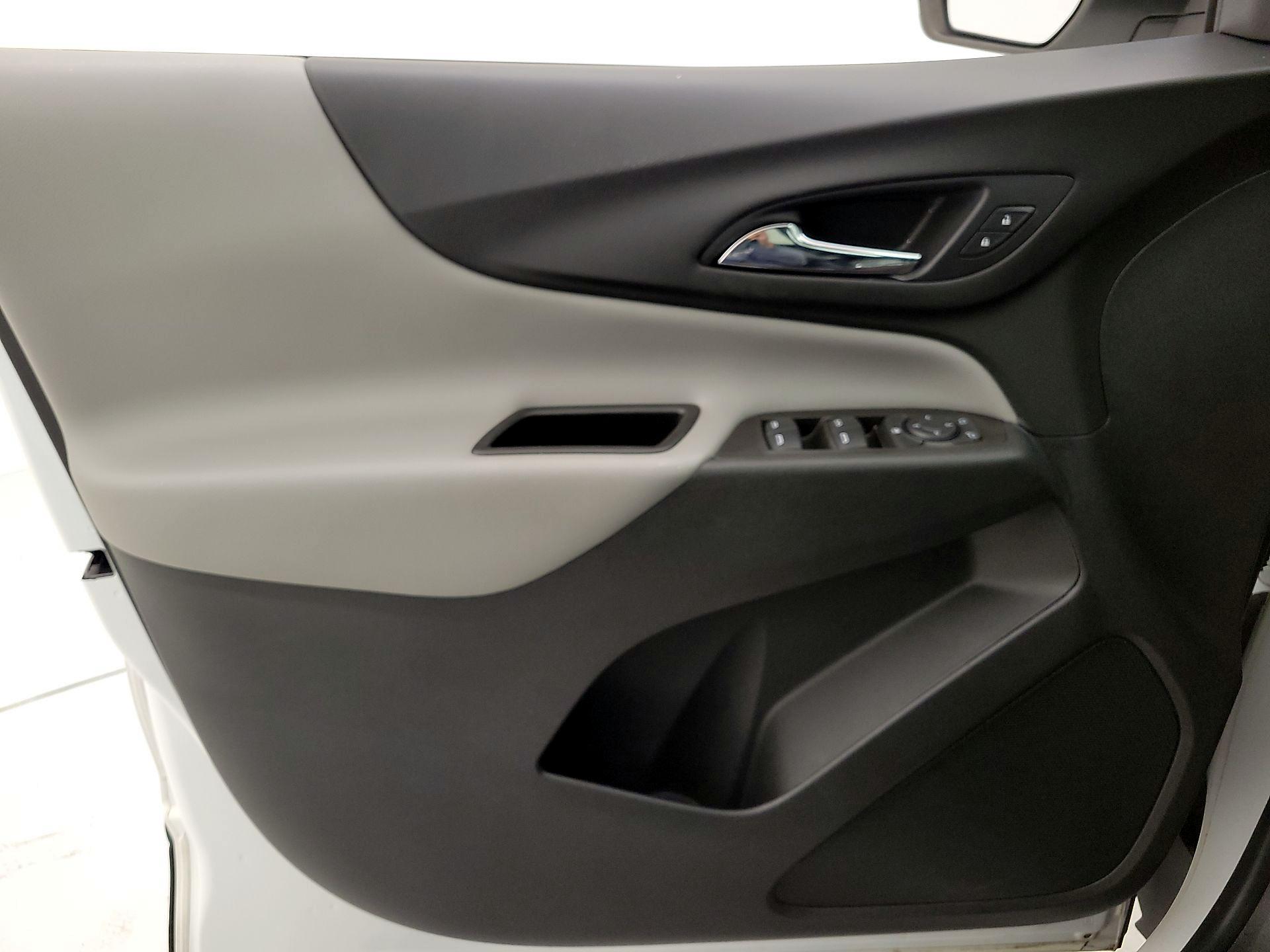 Thumbnail: 2021 Chevrolet Equinox - 12