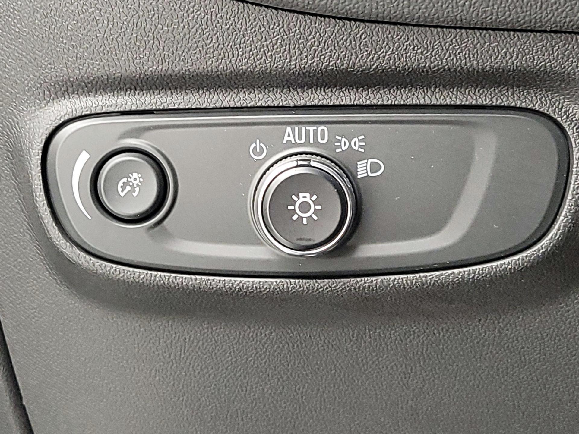 Thumbnail: 2021 Chevrolet Equinox - 13