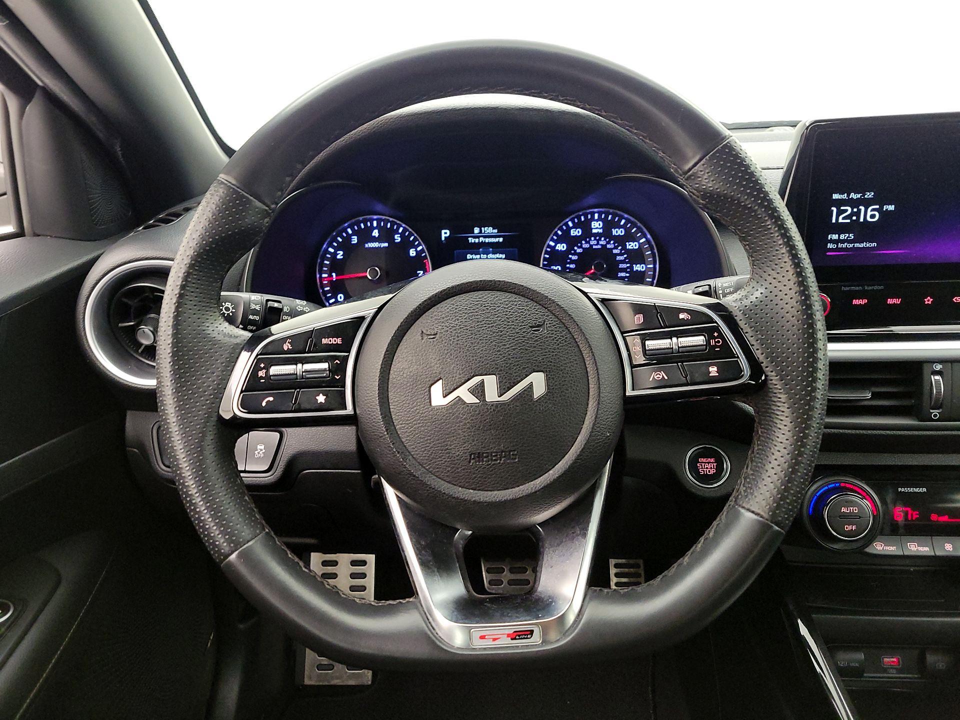 Thumbnail: 2023 Kia Forte - 10