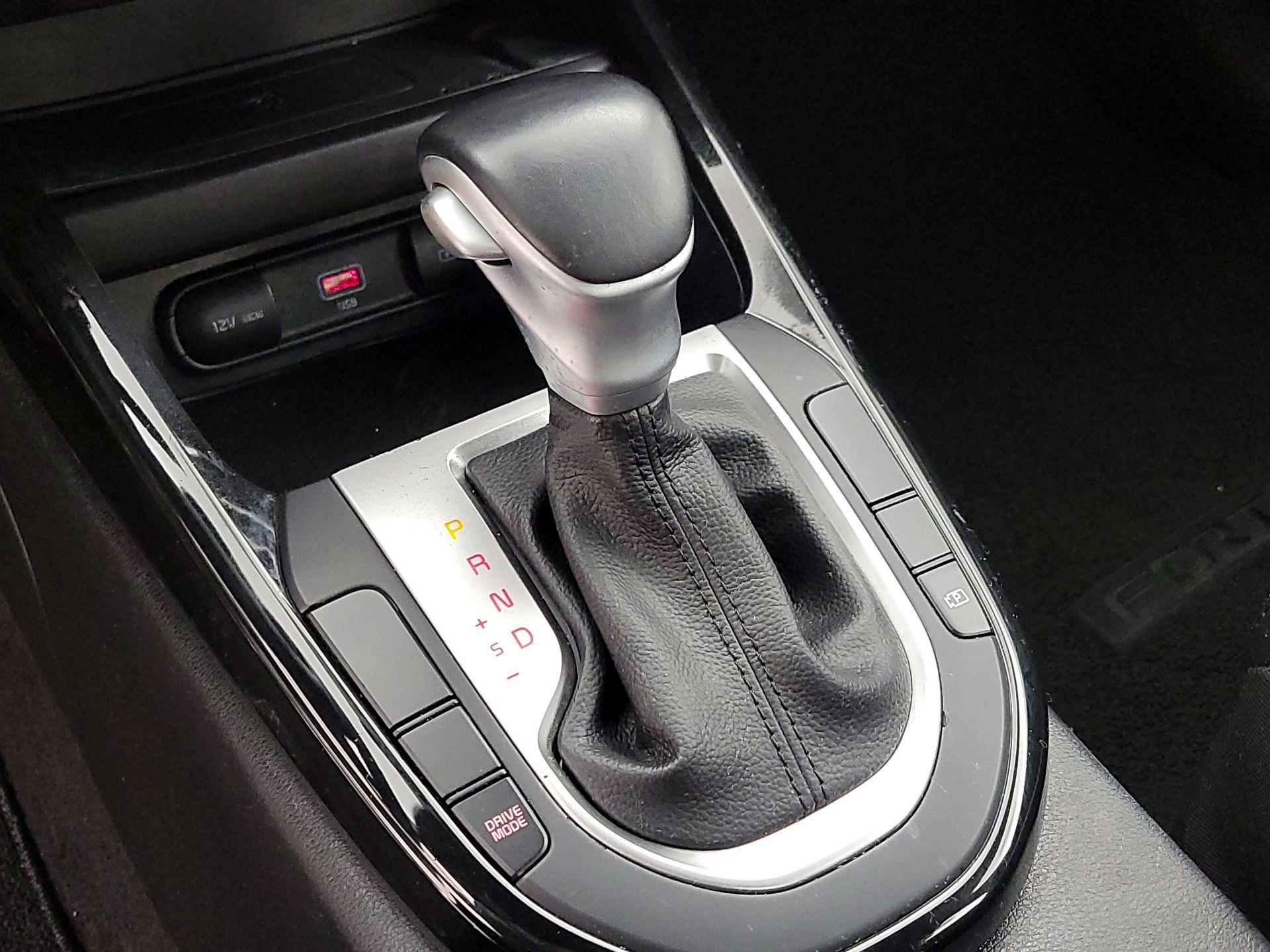 Thumbnail: 2023 Kia Forte - 17