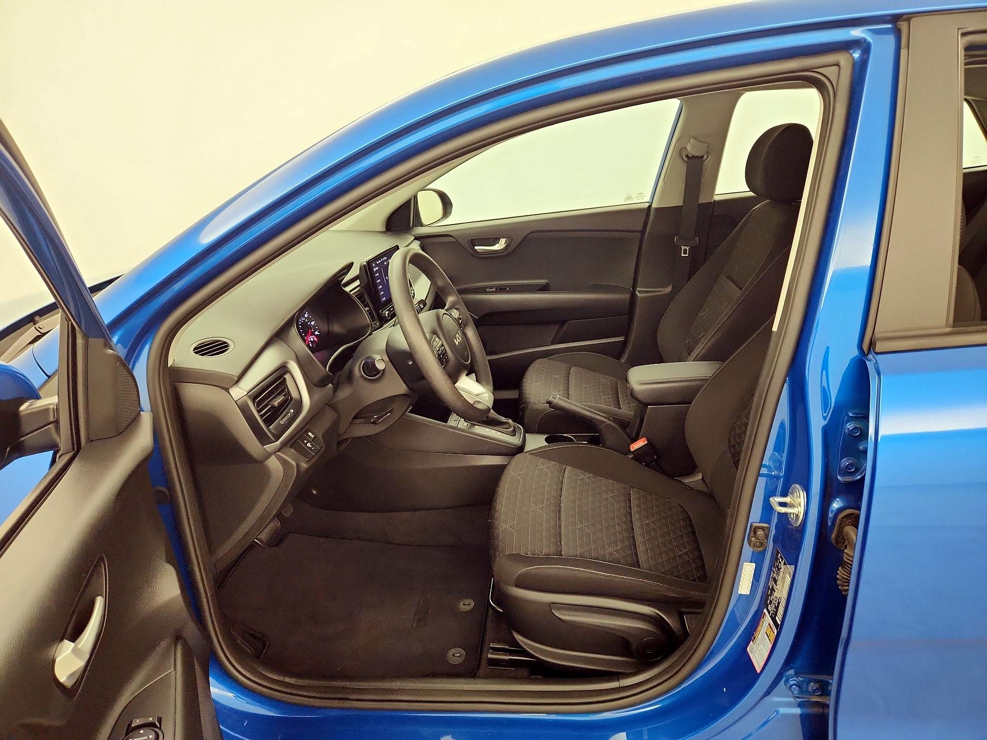 Thumbnail: 2023 Kia Rio - 11