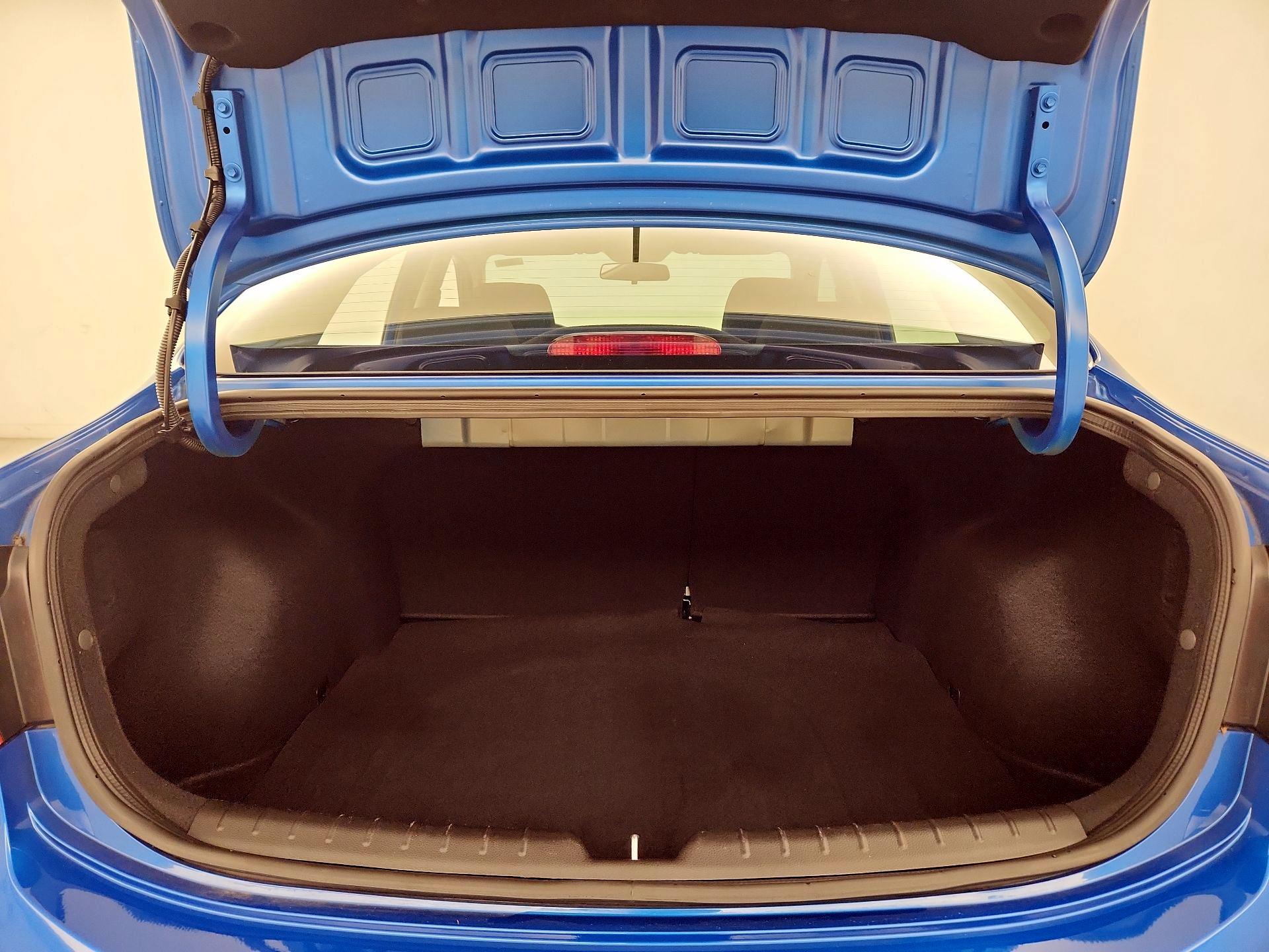 Thumbnail: 2023 Kia Rio - 20