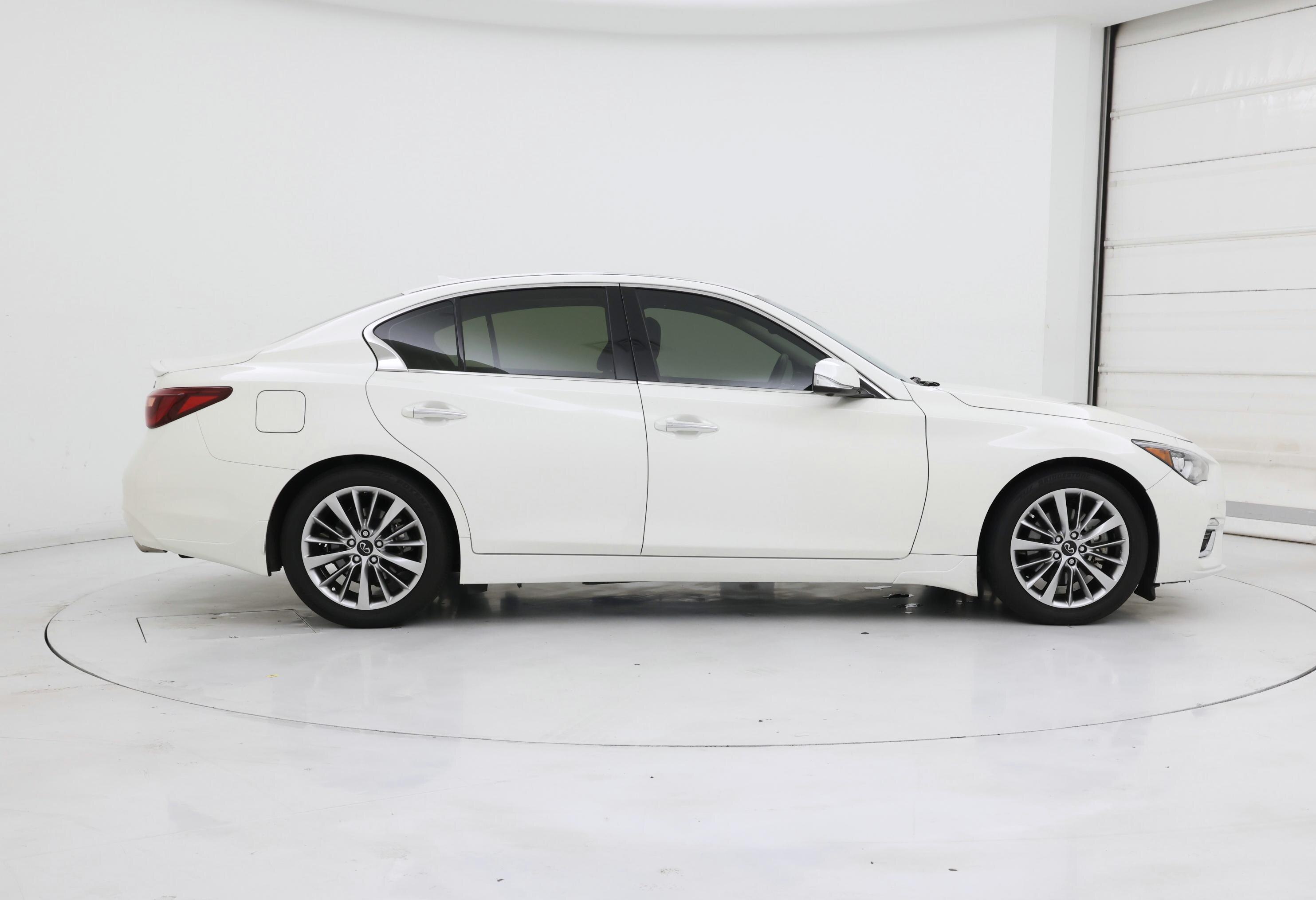 Thumbnail: 2023 INFINITI Q50 - 7