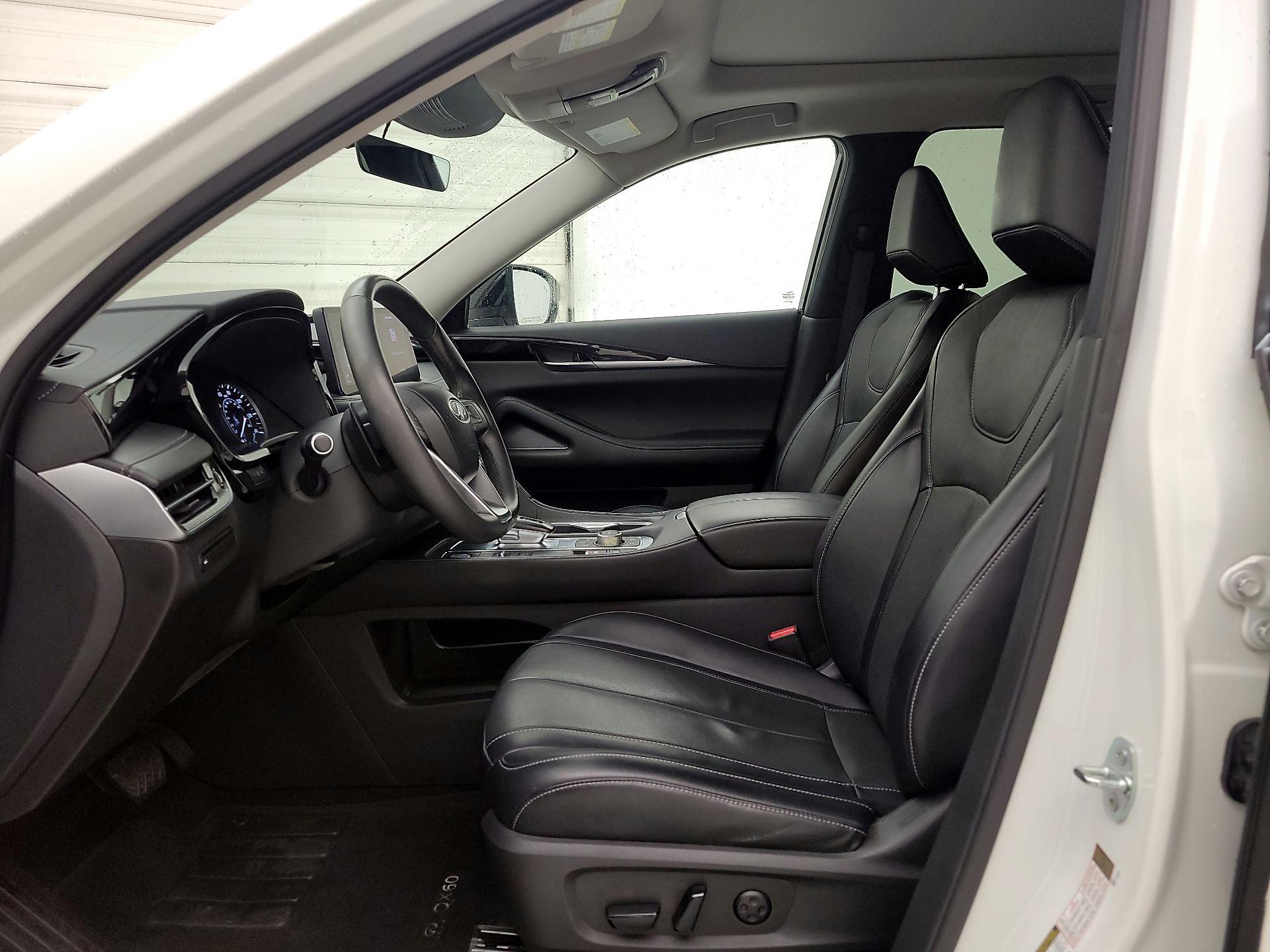 Thumbnail: 2023 INFINITI QX60 - 11